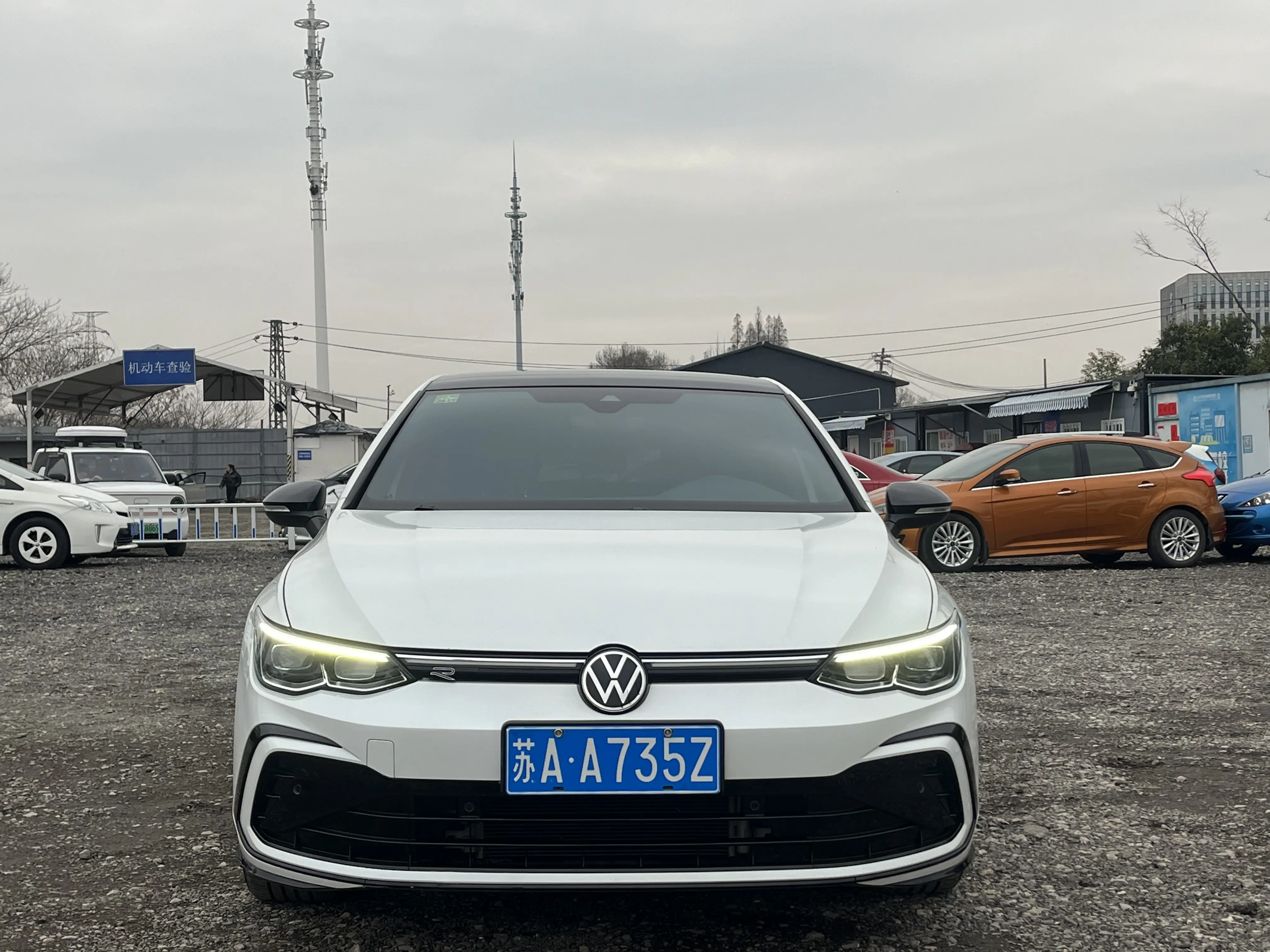 Volkswagen Golf  из Китая