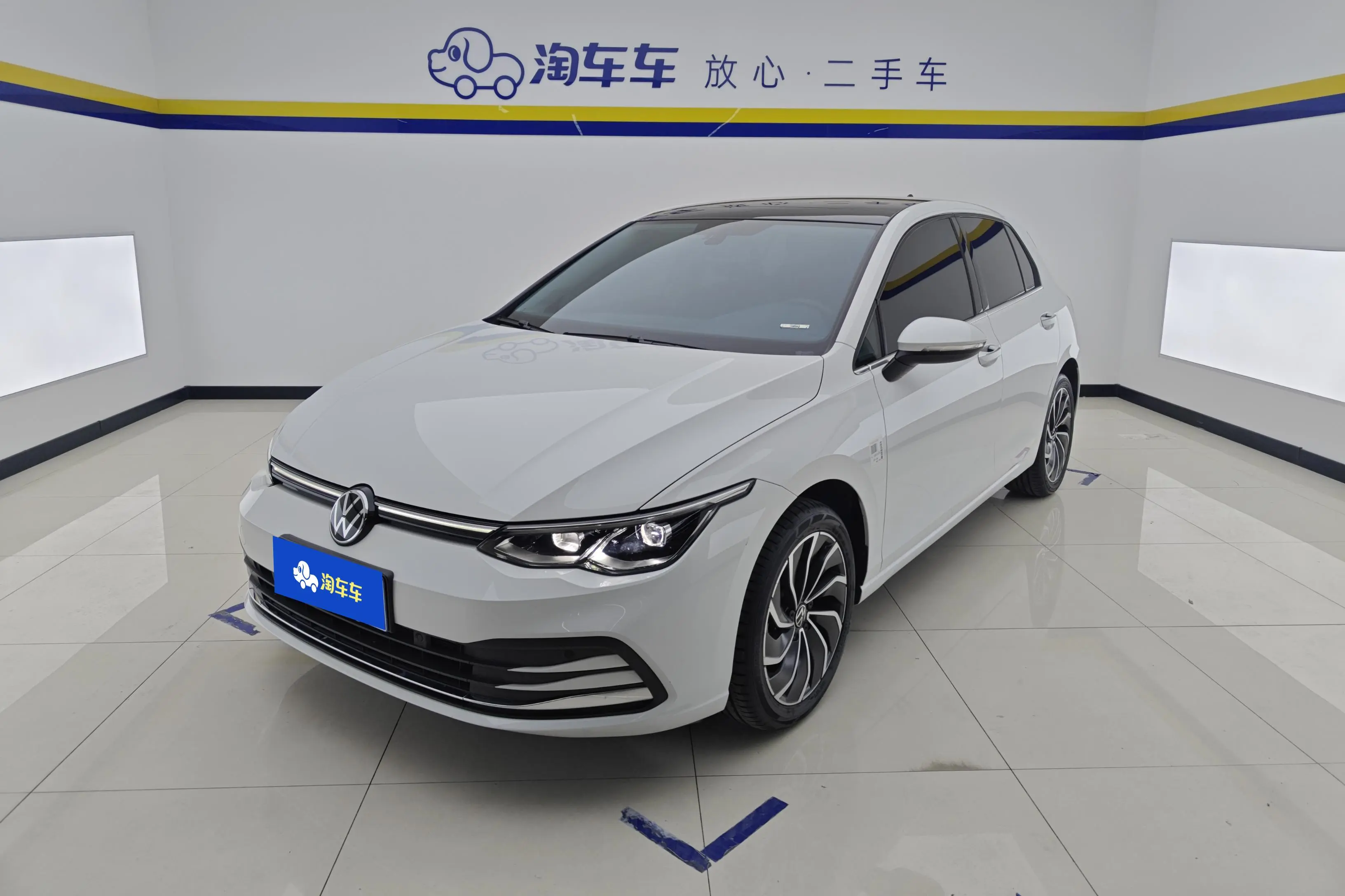 Volkswagen Golf  из Китая