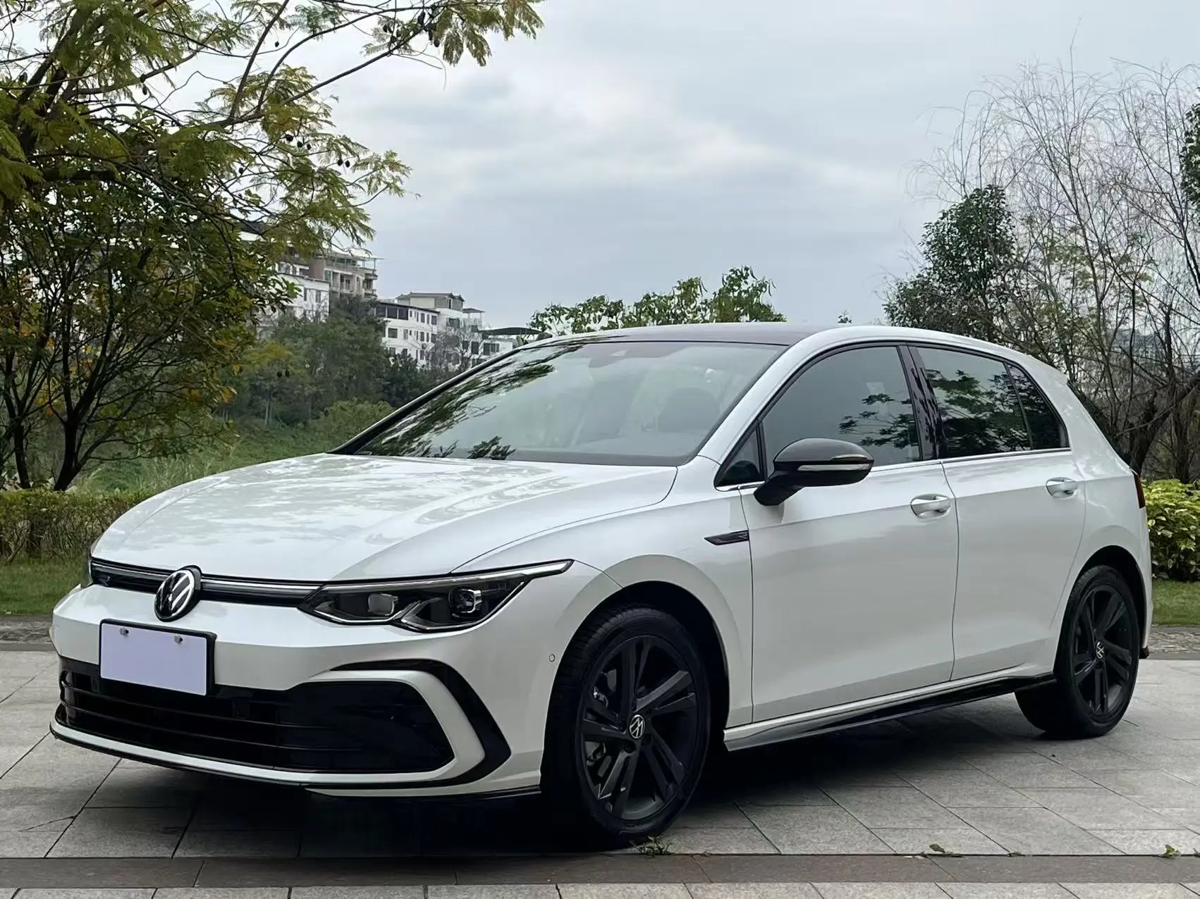 Volkswagen Golf  из Китая