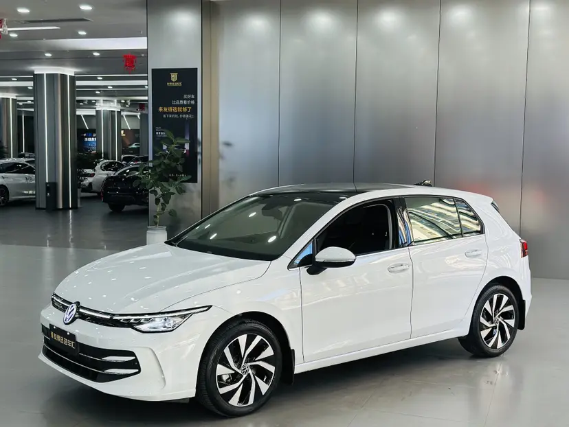 Volkswagen Golf  из Китая