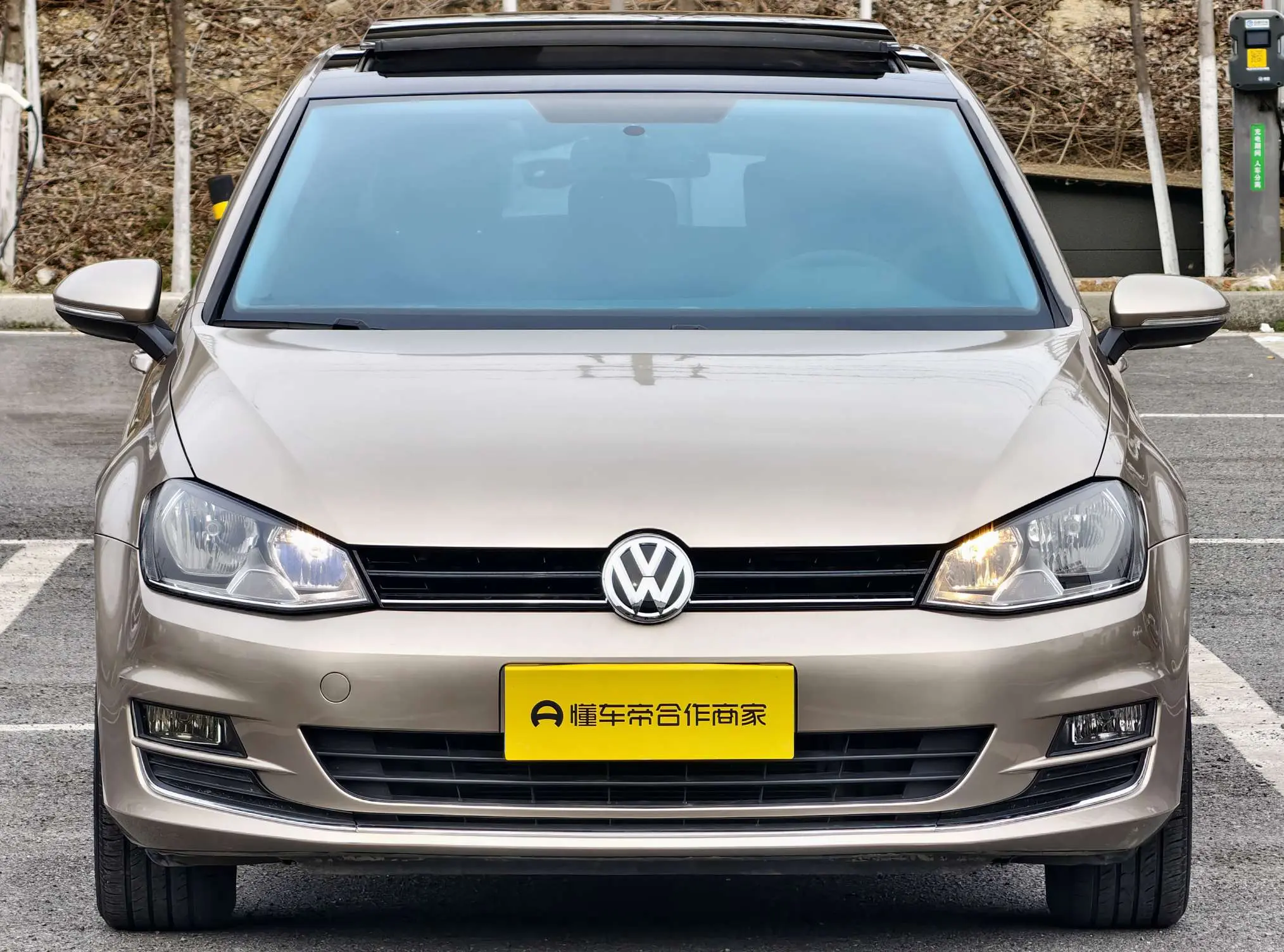 Volkswagen Golf  из Китая