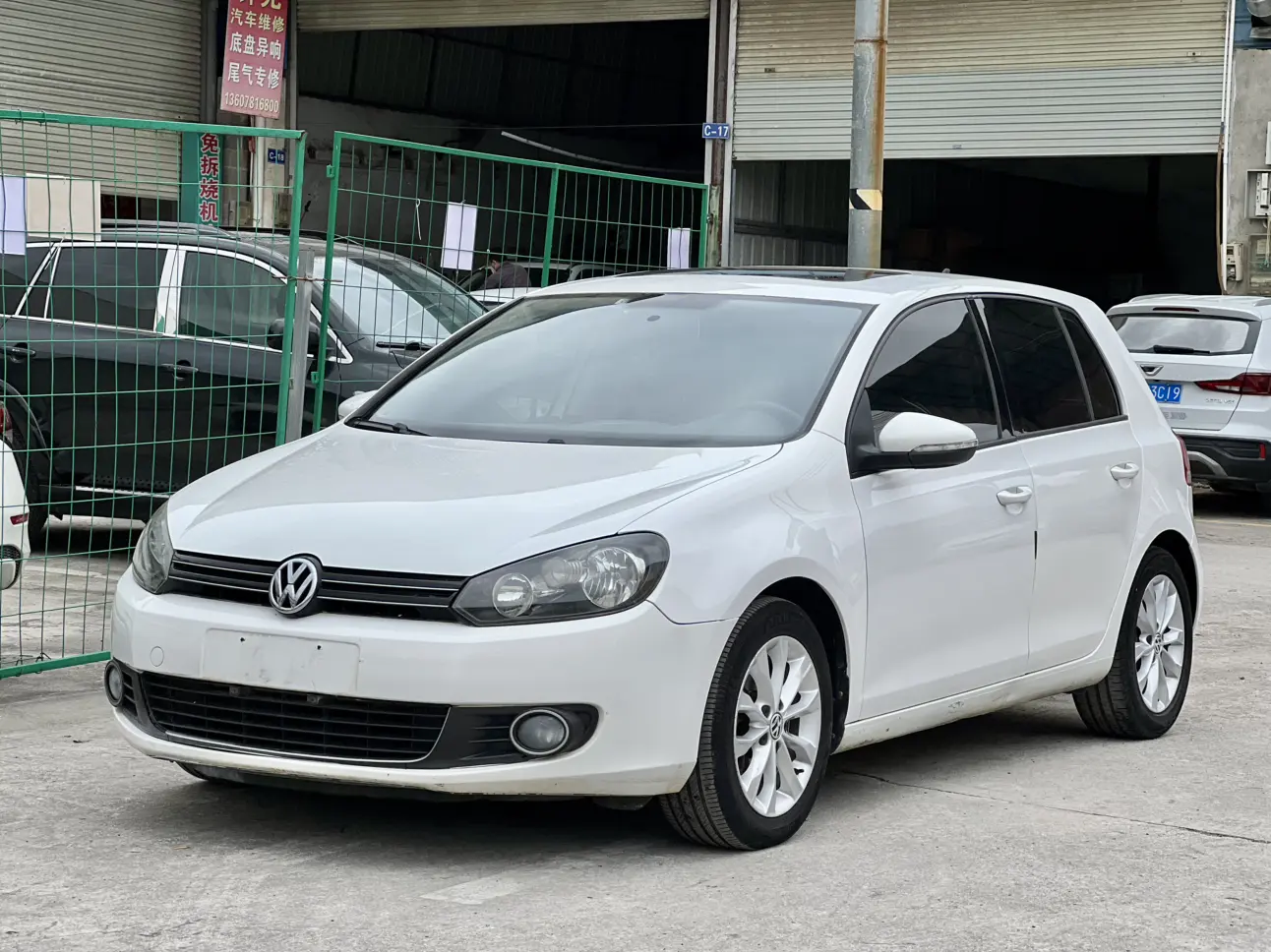 Volkswagen Golf  из Китая