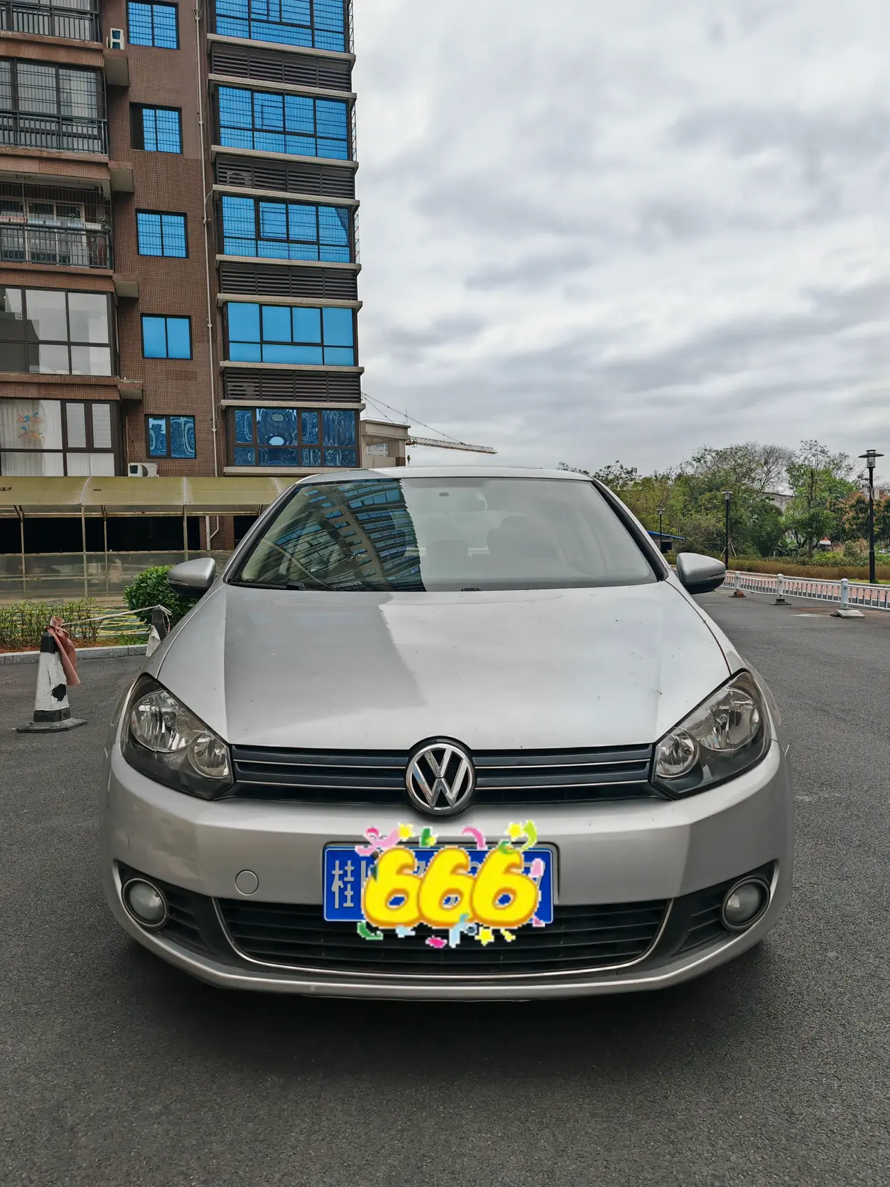 Volkswagen Golf  из Китая