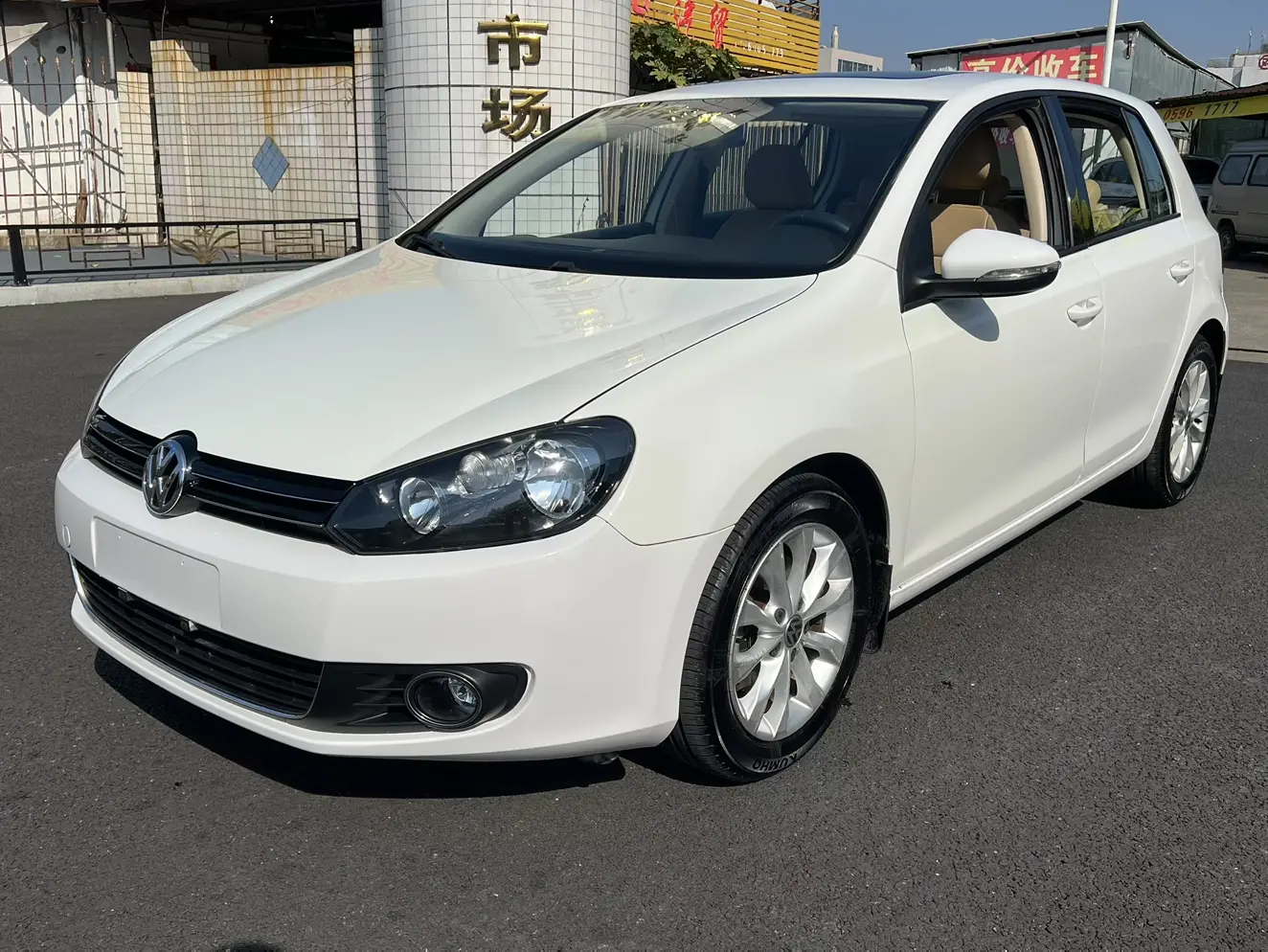 Volkswagen Golf  из Китая