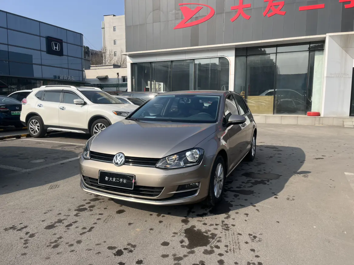 Volkswagen Golf  из Китая