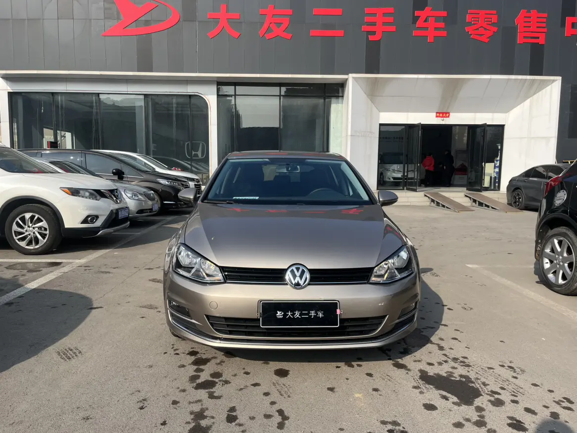 Volkswagen Golf  из Китая