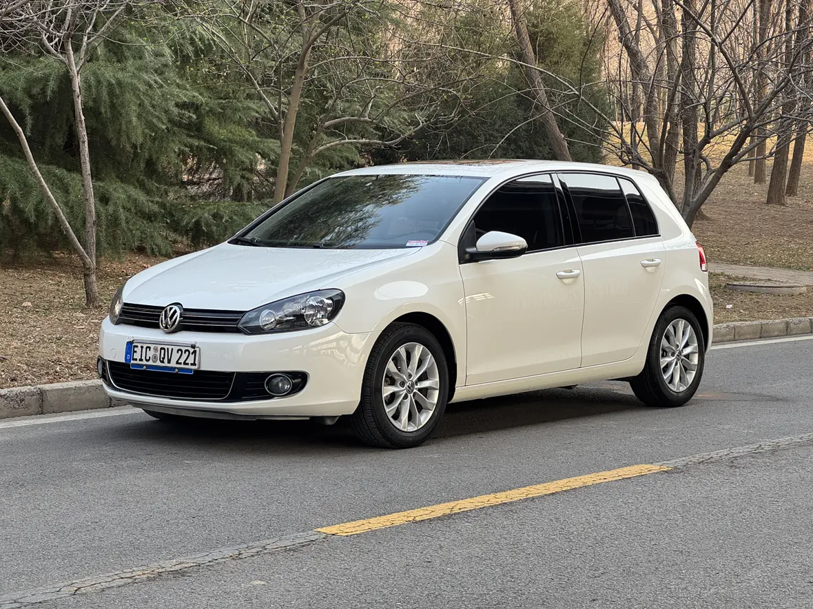 Volkswagen Golf  из Китая