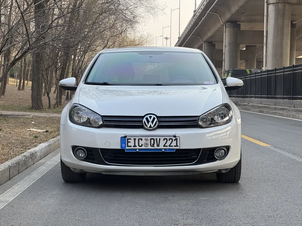 Volkswagen Golf  из Китая