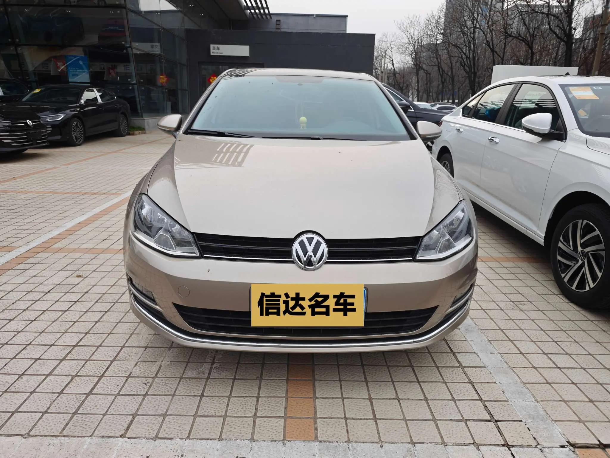 Volkswagen Golf  из Китая