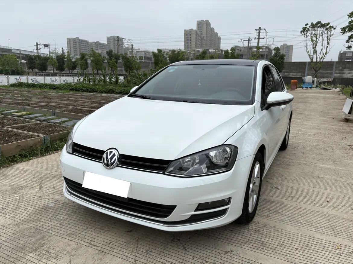 Volkswagen Golf  из Китая