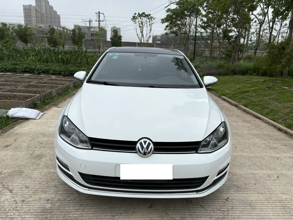 Volkswagen Golf  из Китая