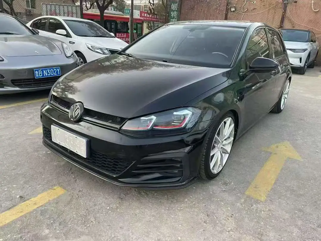 Volkswagen Golf  из Китая