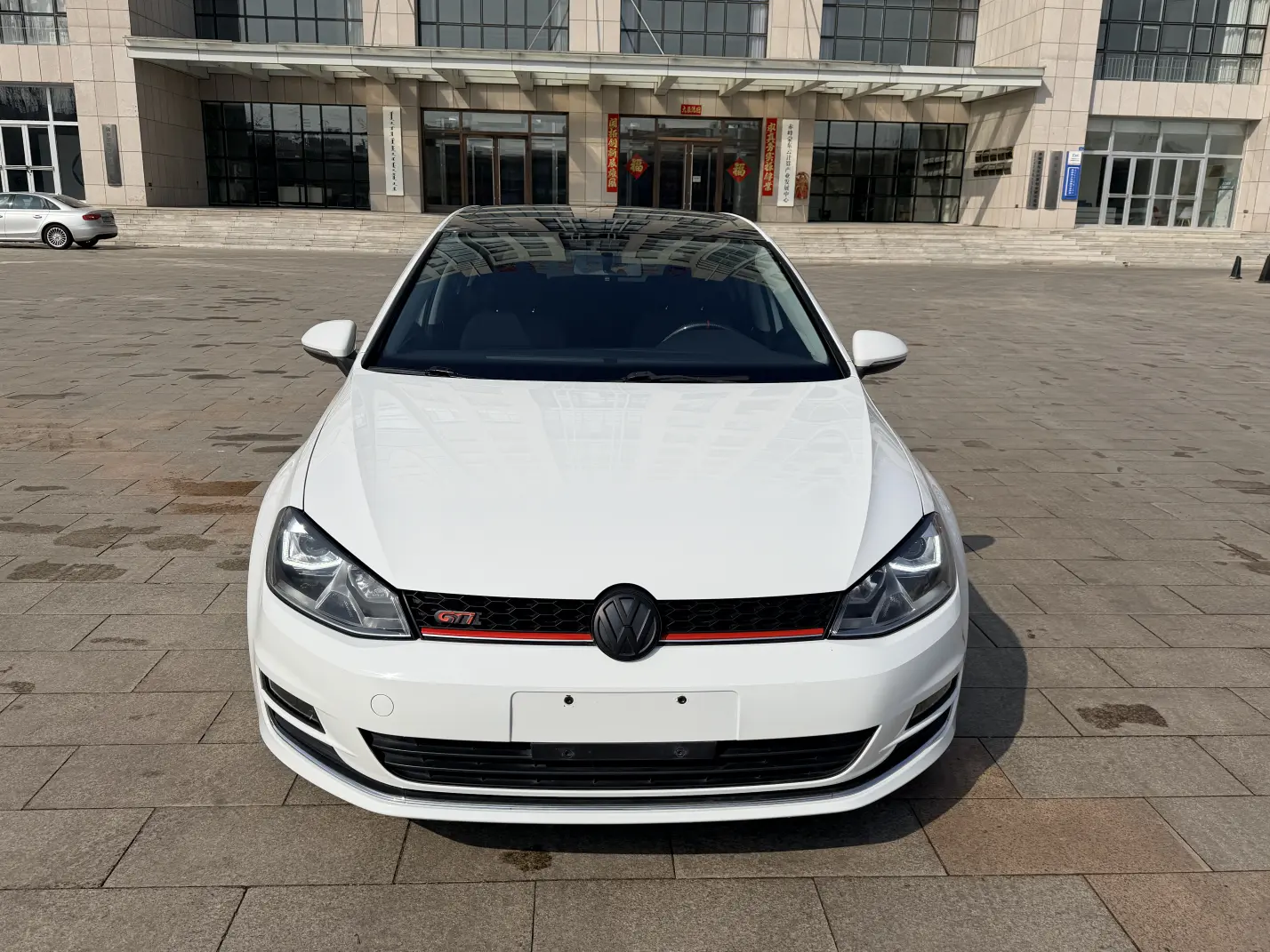 Volkswagen Golf  из Китая