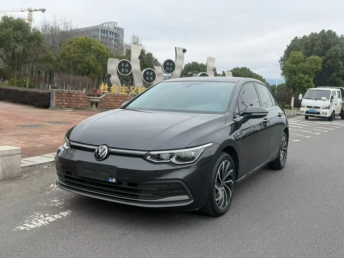 Volkswagen Golf  из Китая