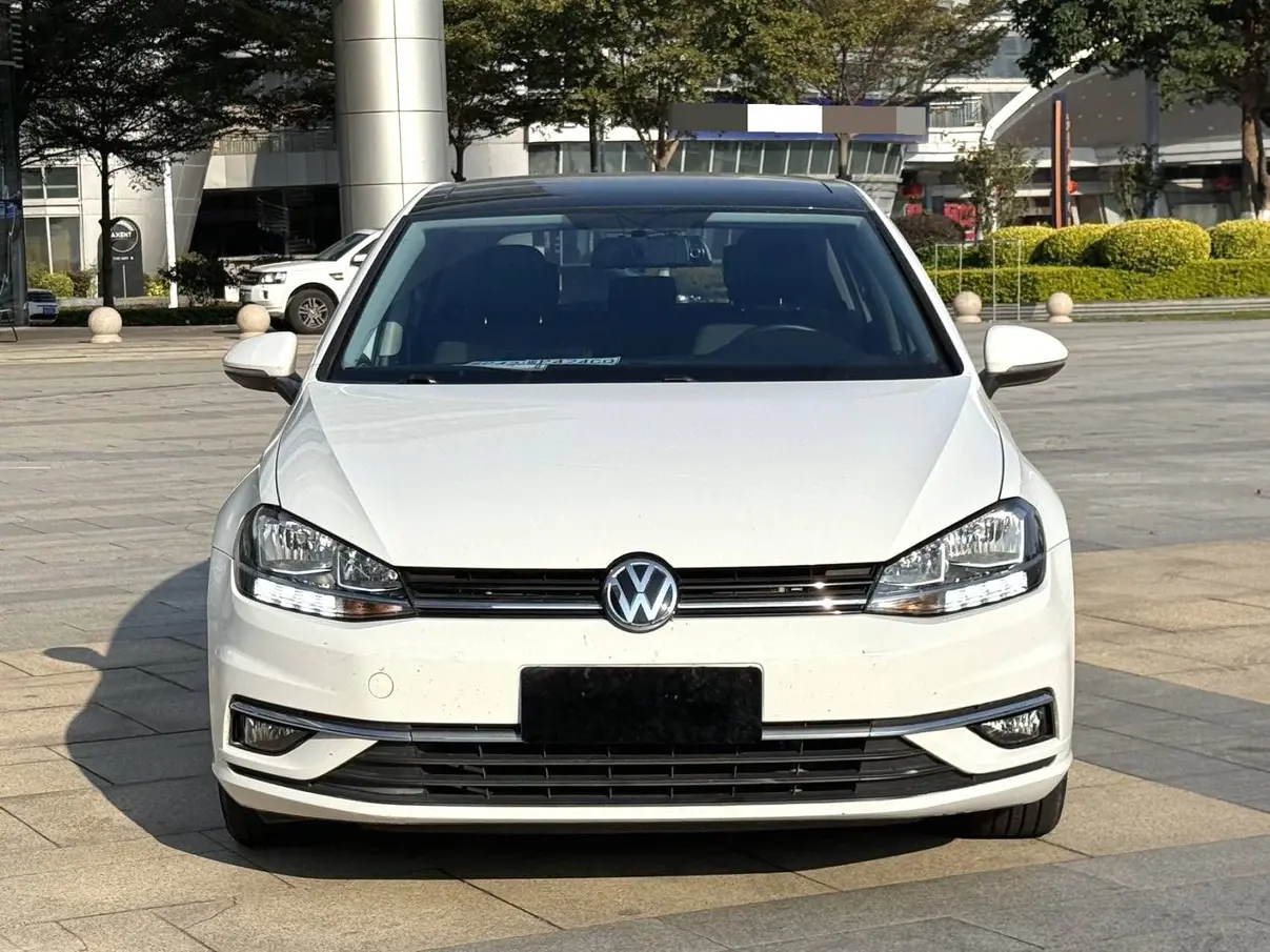Volkswagen Golf  из Китая