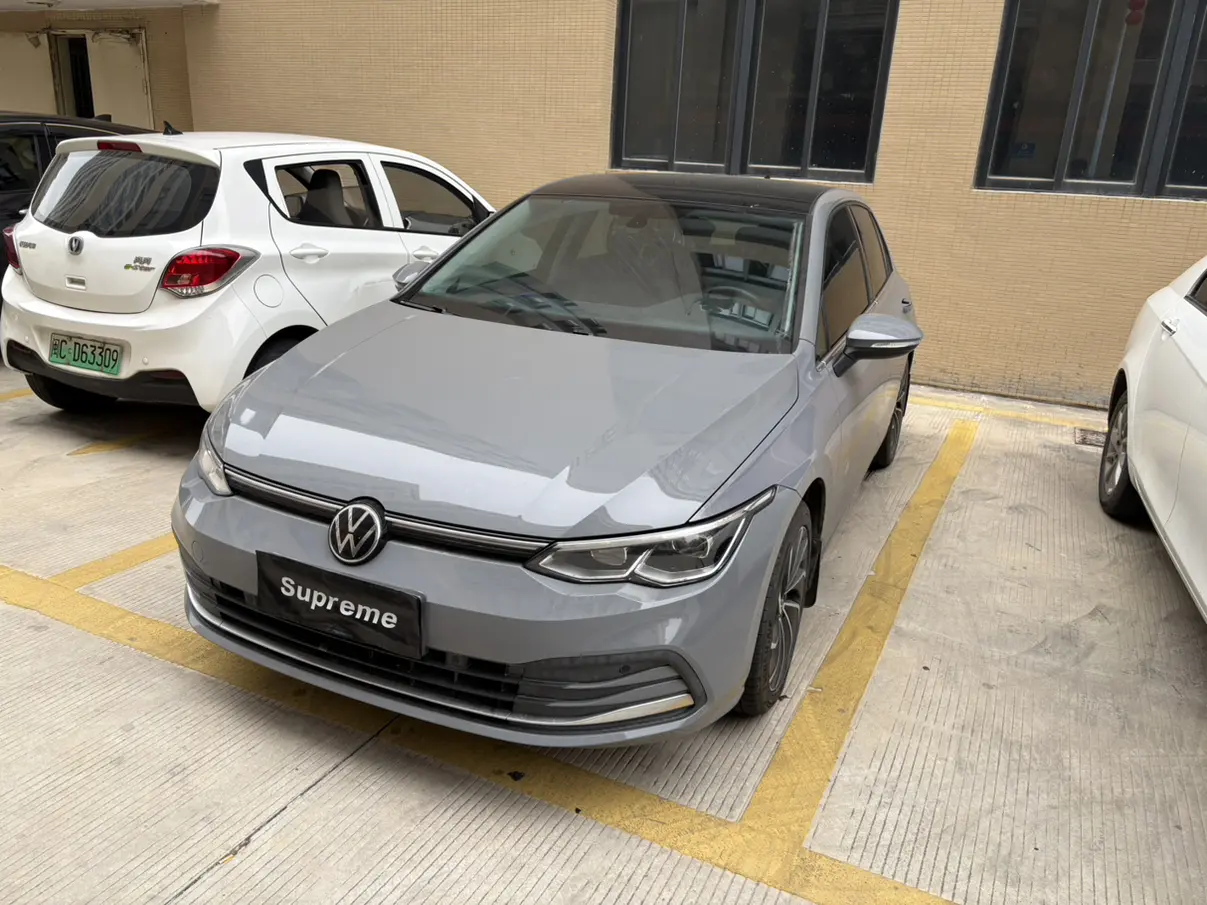 Volkswagen Golf  из Китая