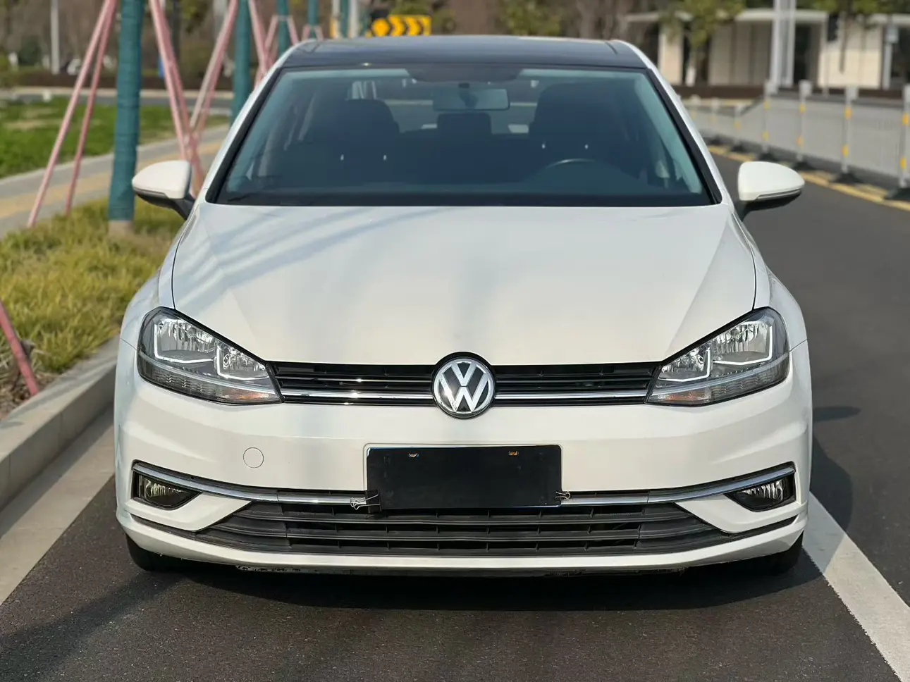 Volkswagen Golf  из Китая