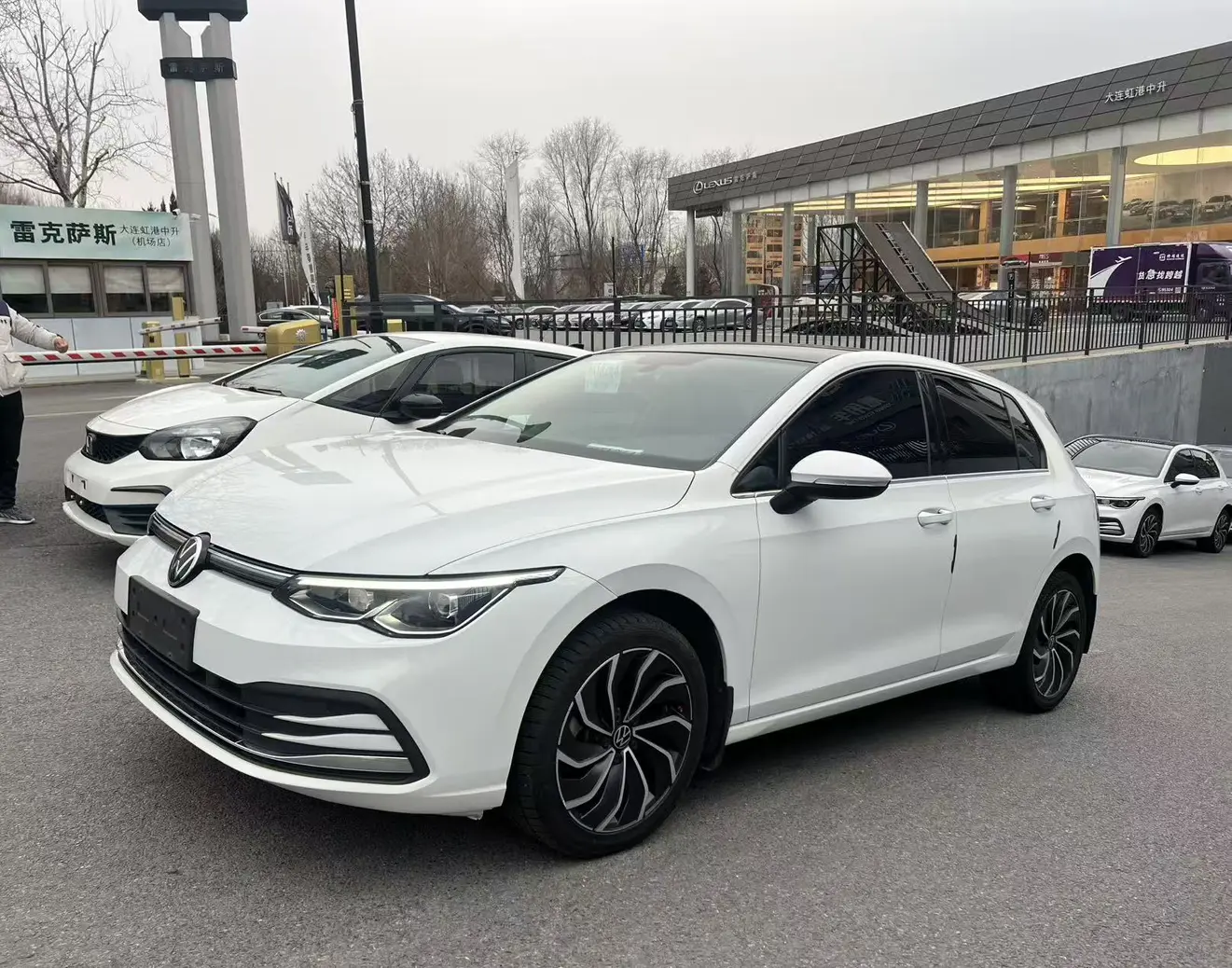 Volkswagen Golf  из Китая