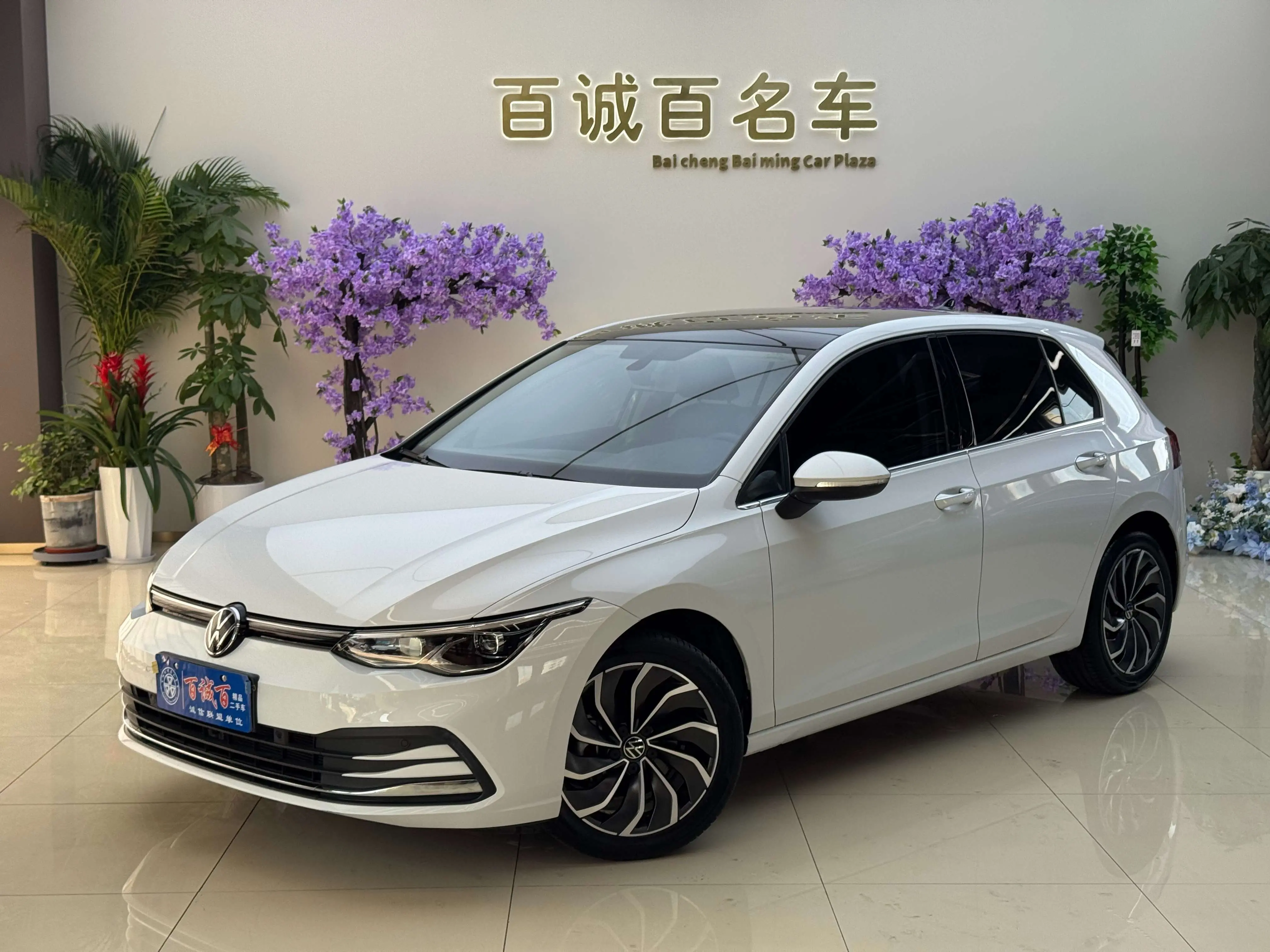 Volkswagen Golf  из Китая