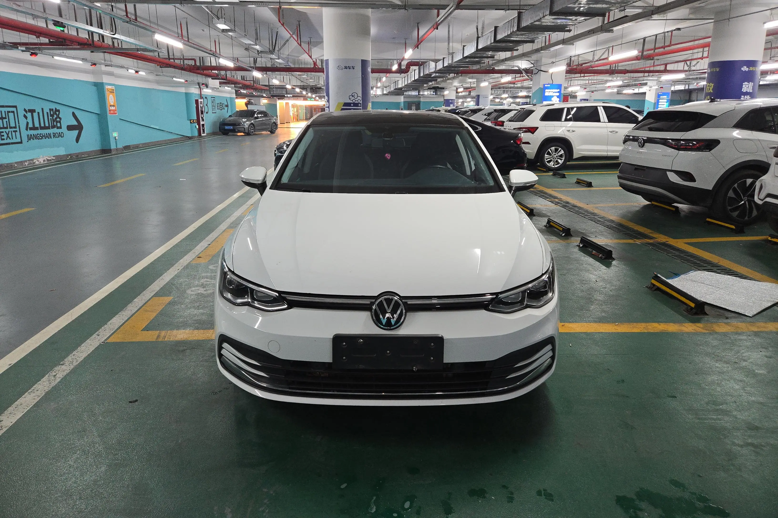 Volkswagen Golf  из Китая