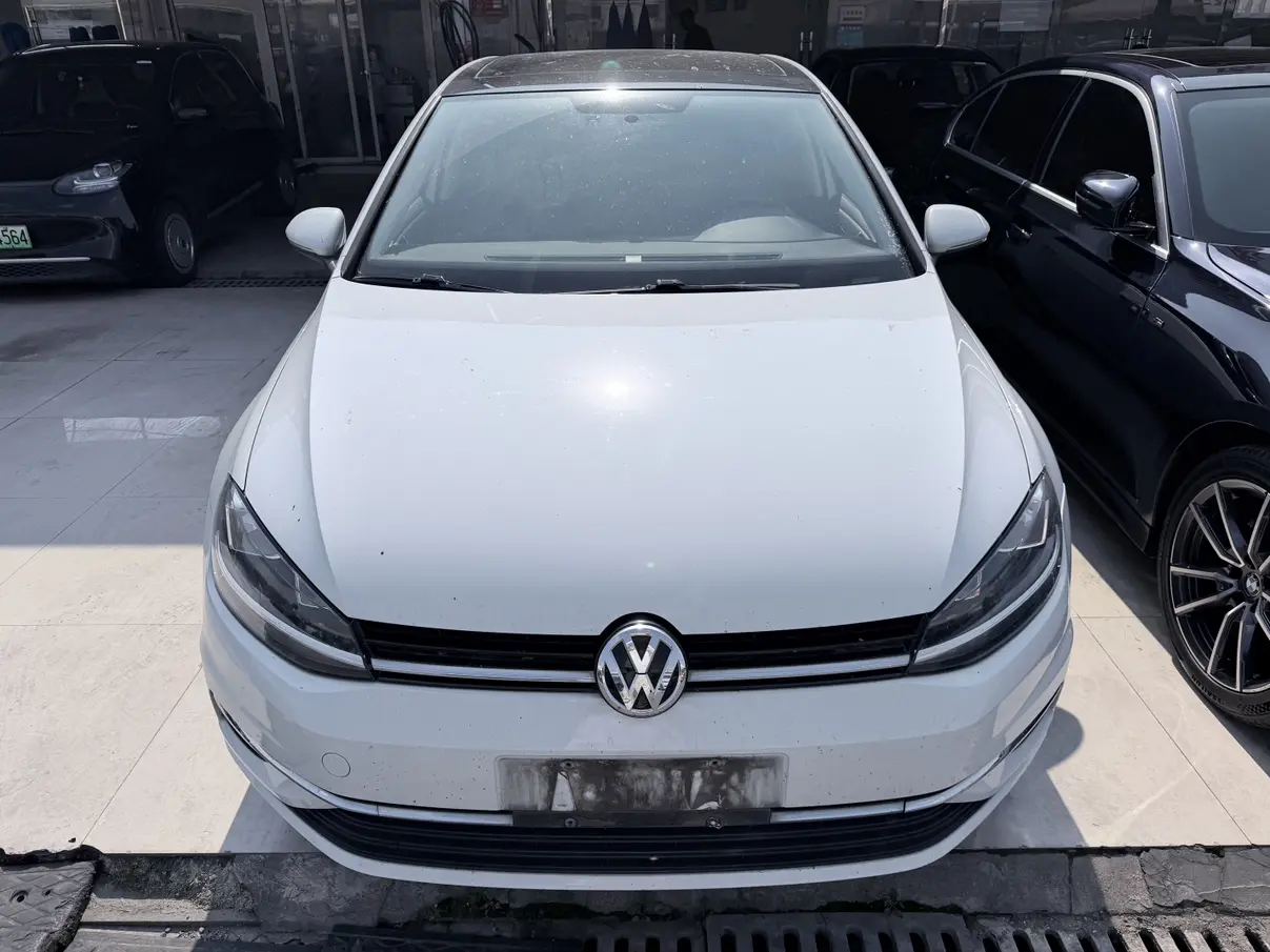 Volkswagen Golf  из Китая