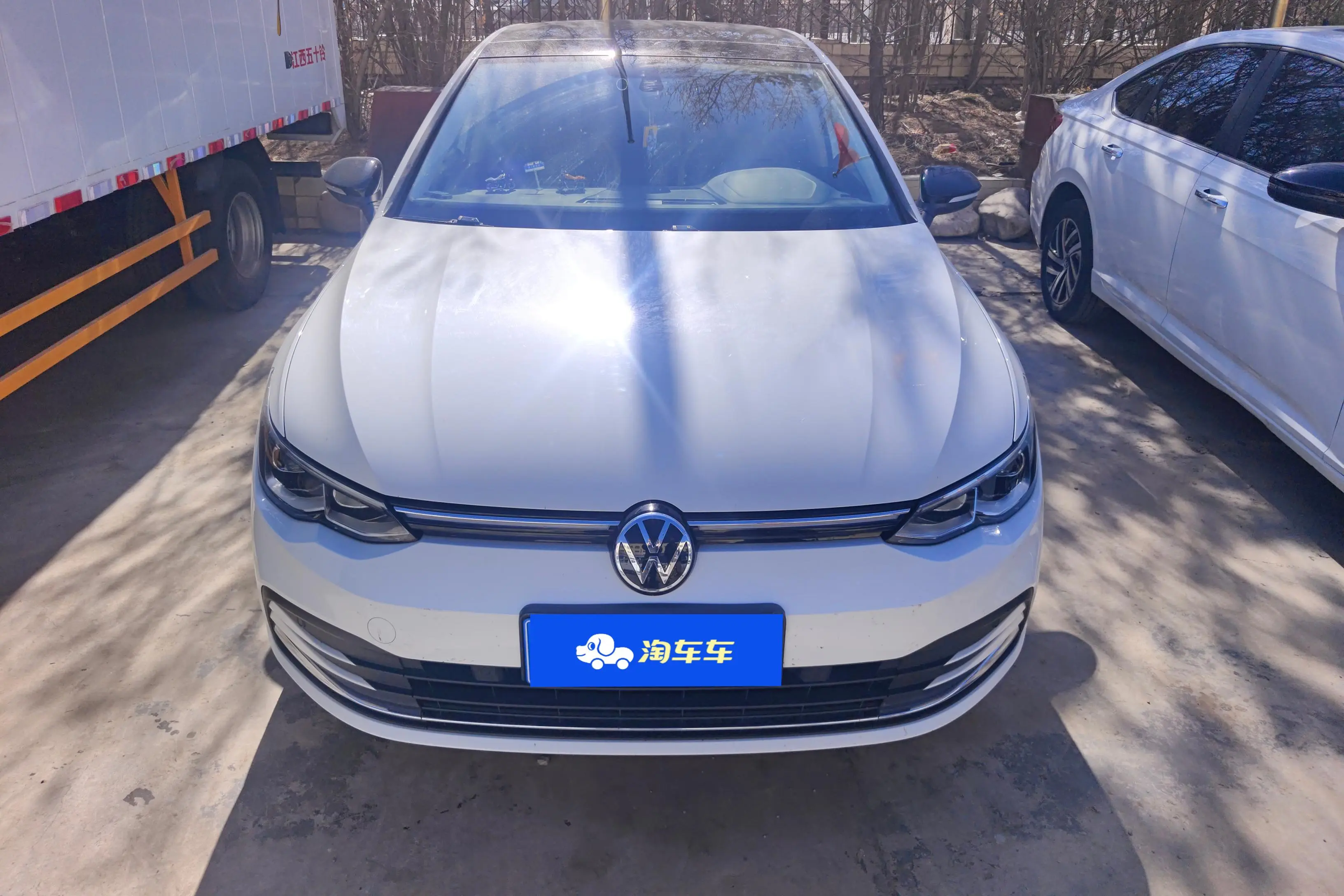 Volkswagen Golf  из Китая