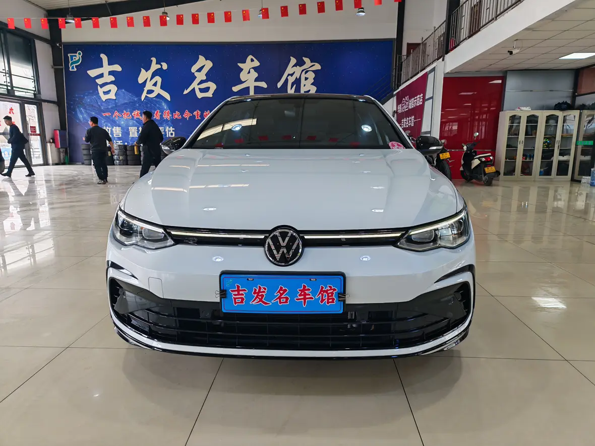 Volkswagen Golf  из Китая