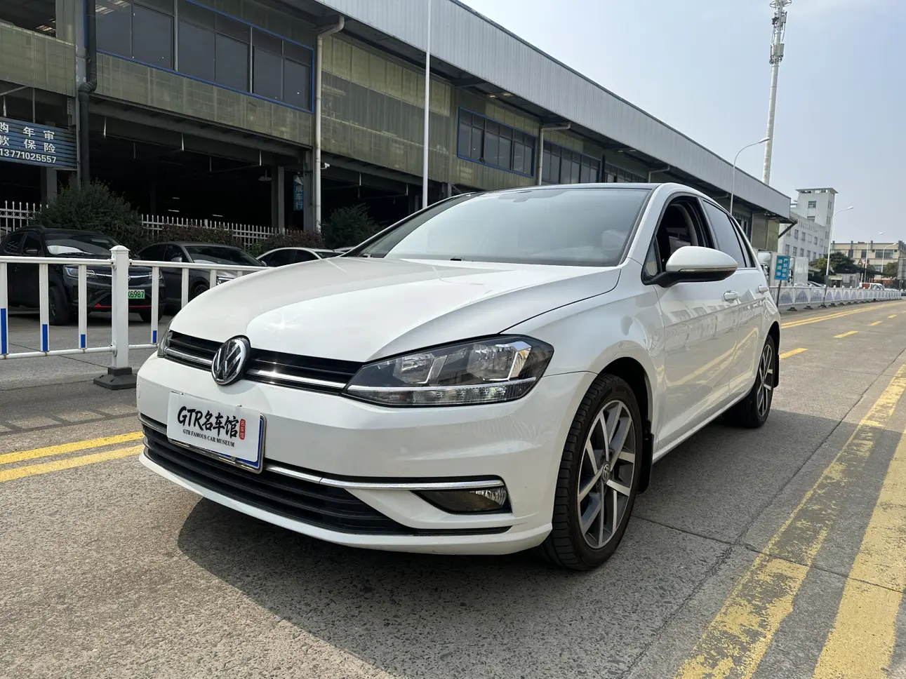 Volkswagen Golf  из Китая