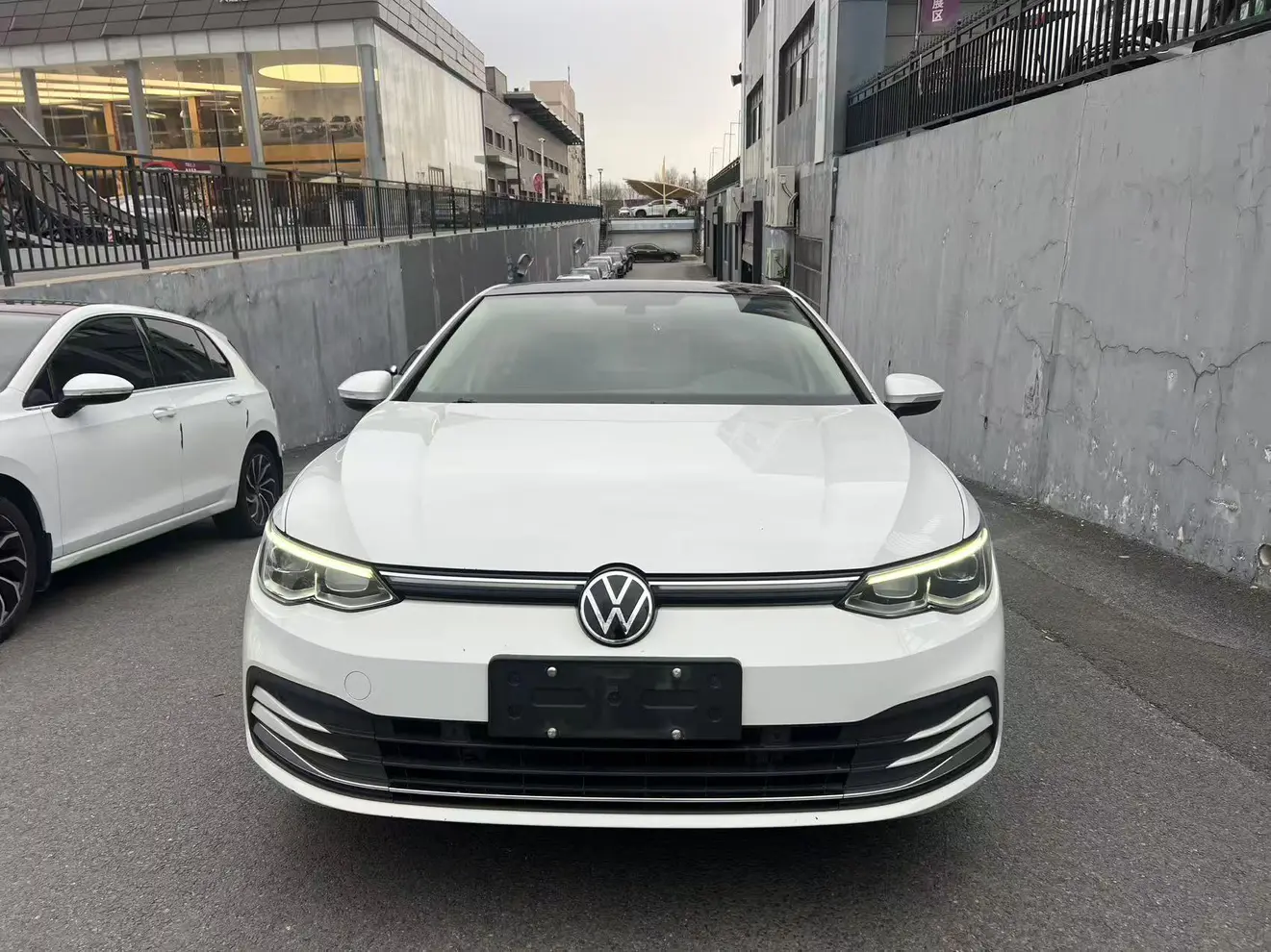 Volkswagen Golf  из Китая