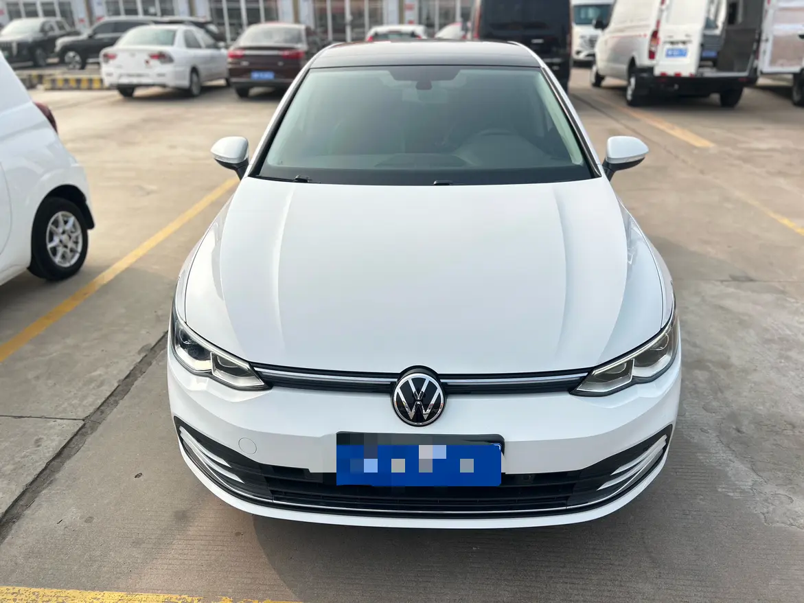 Volkswagen Golf  из Китая