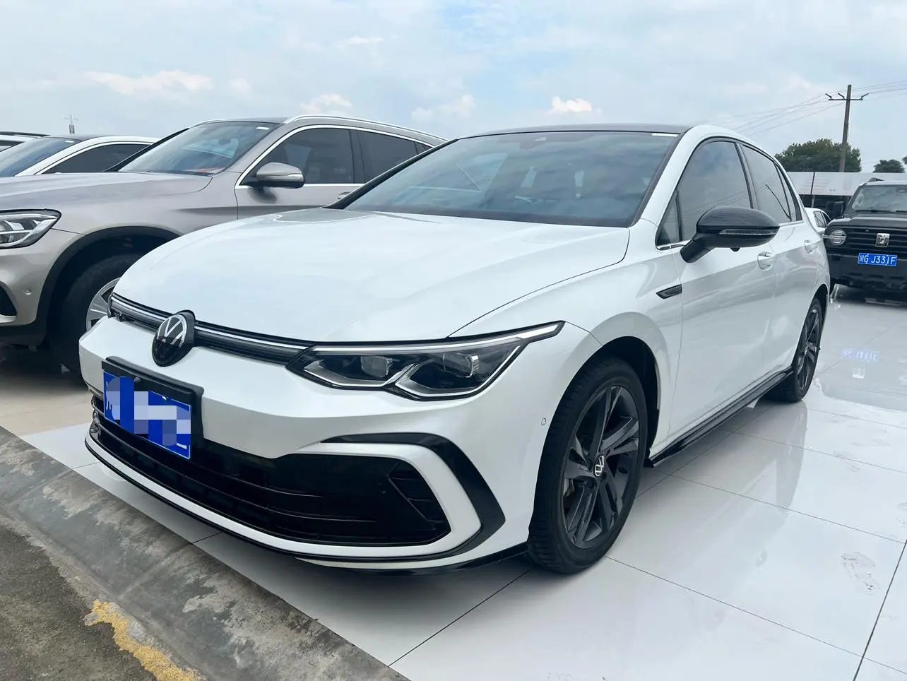 Volkswagen Golf  из Китая