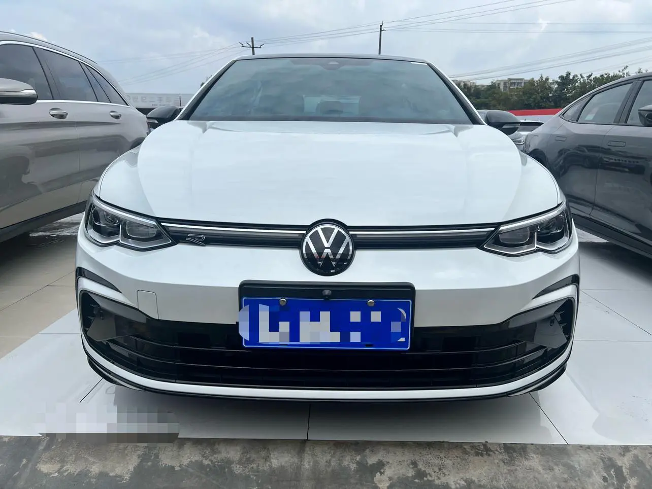Volkswagen Golf  из Китая