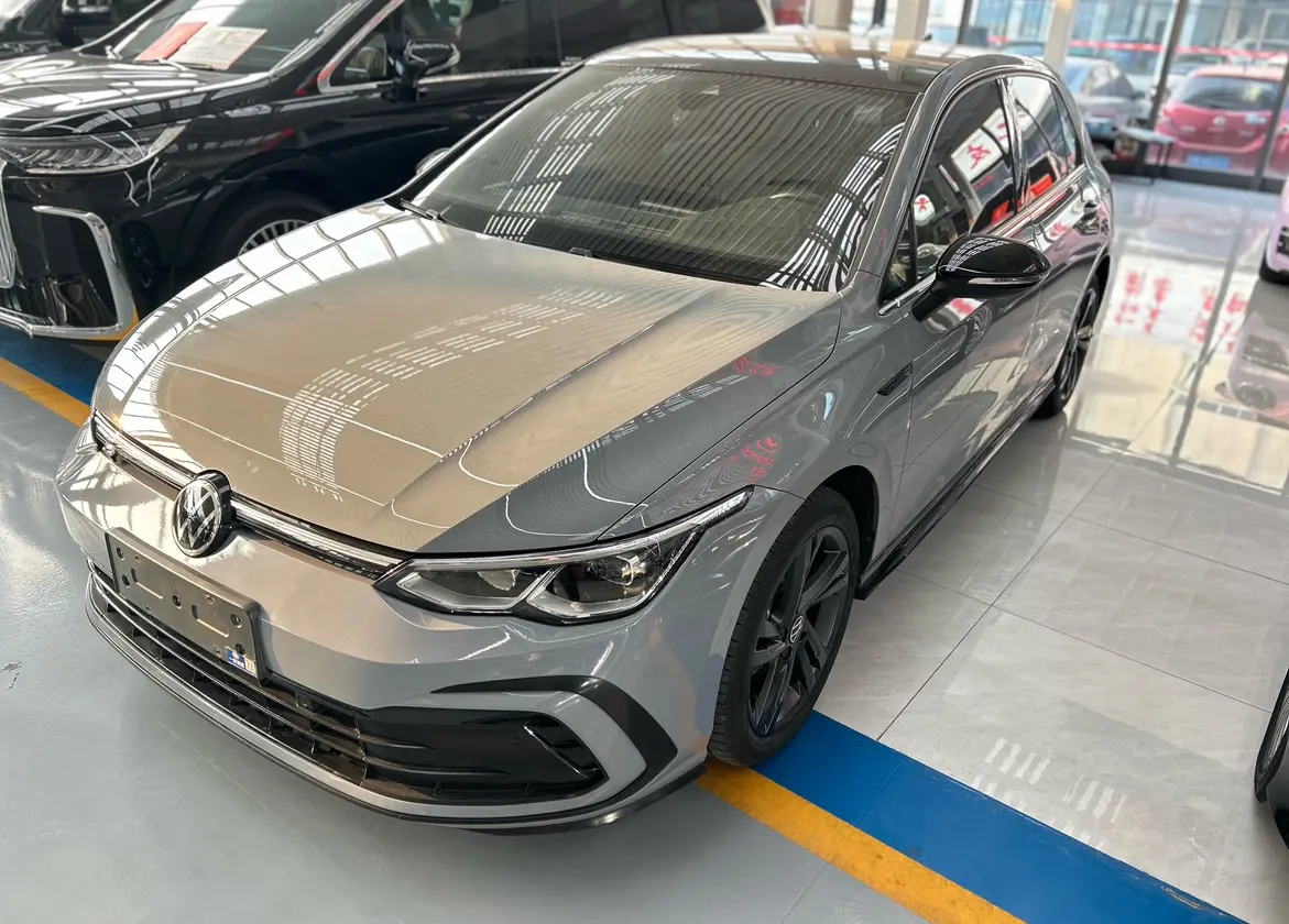 Volkswagen Golf  из Китая