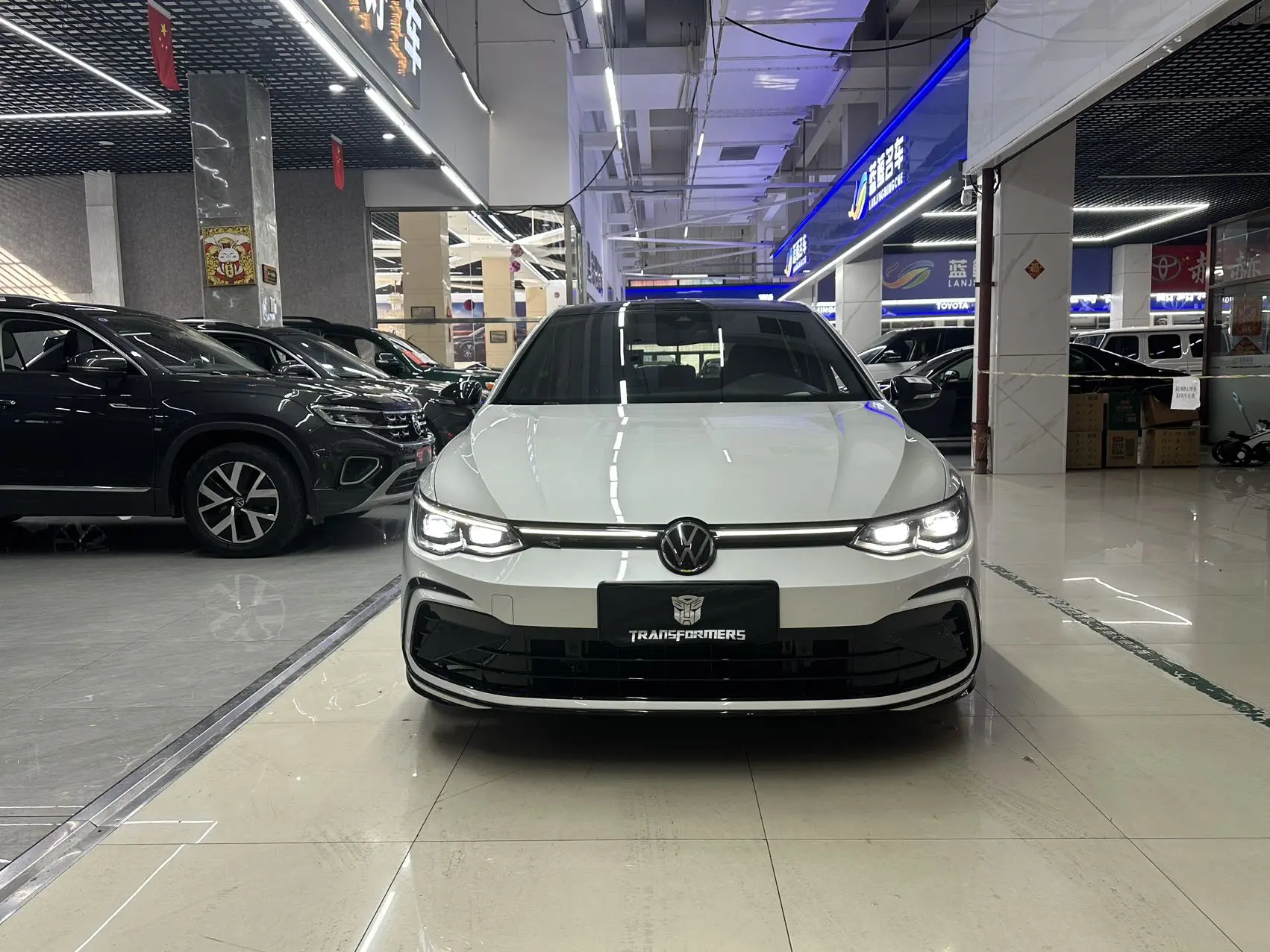 Volkswagen Golf  из Китая