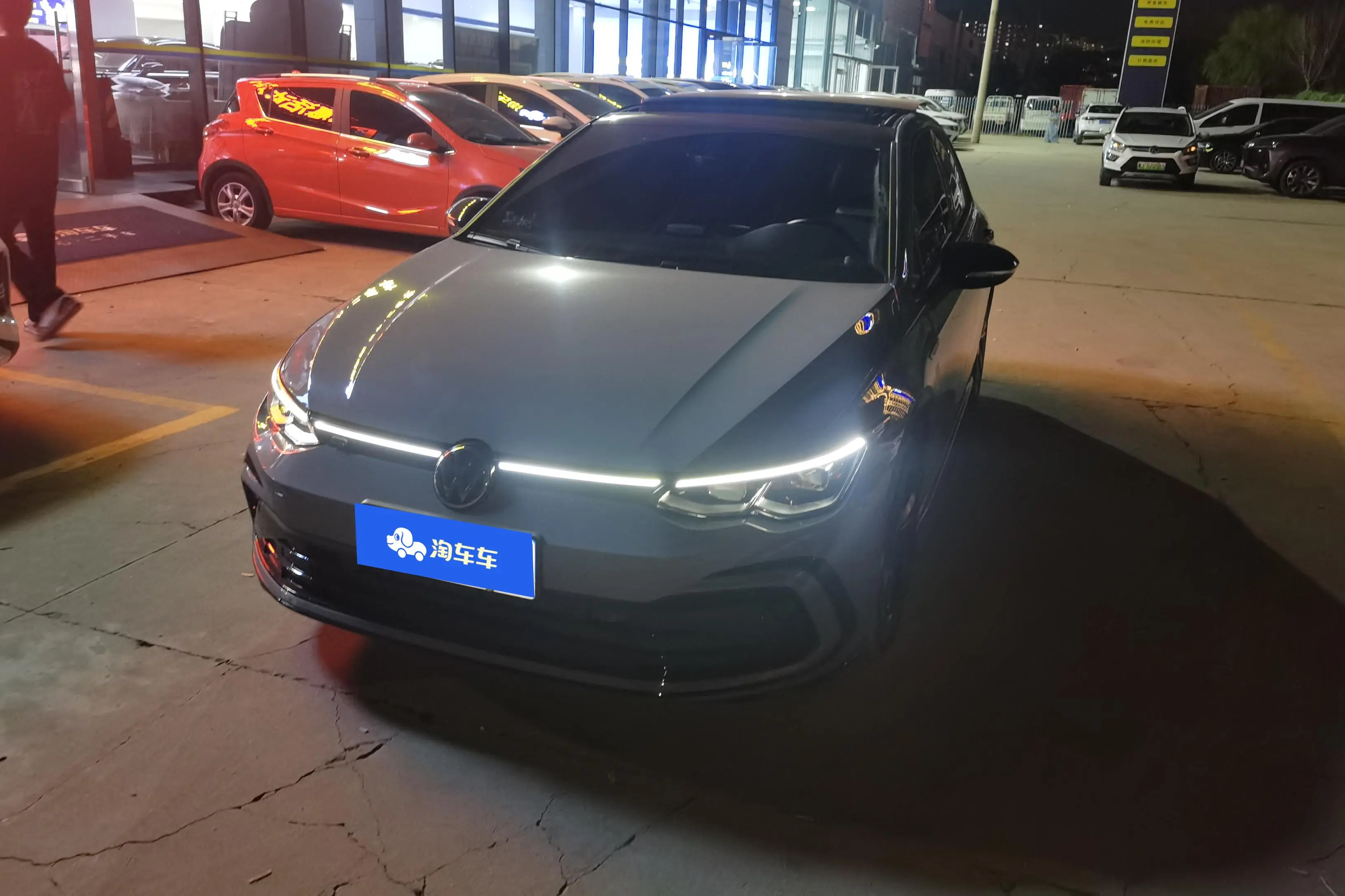 Volkswagen Golf  из Китая