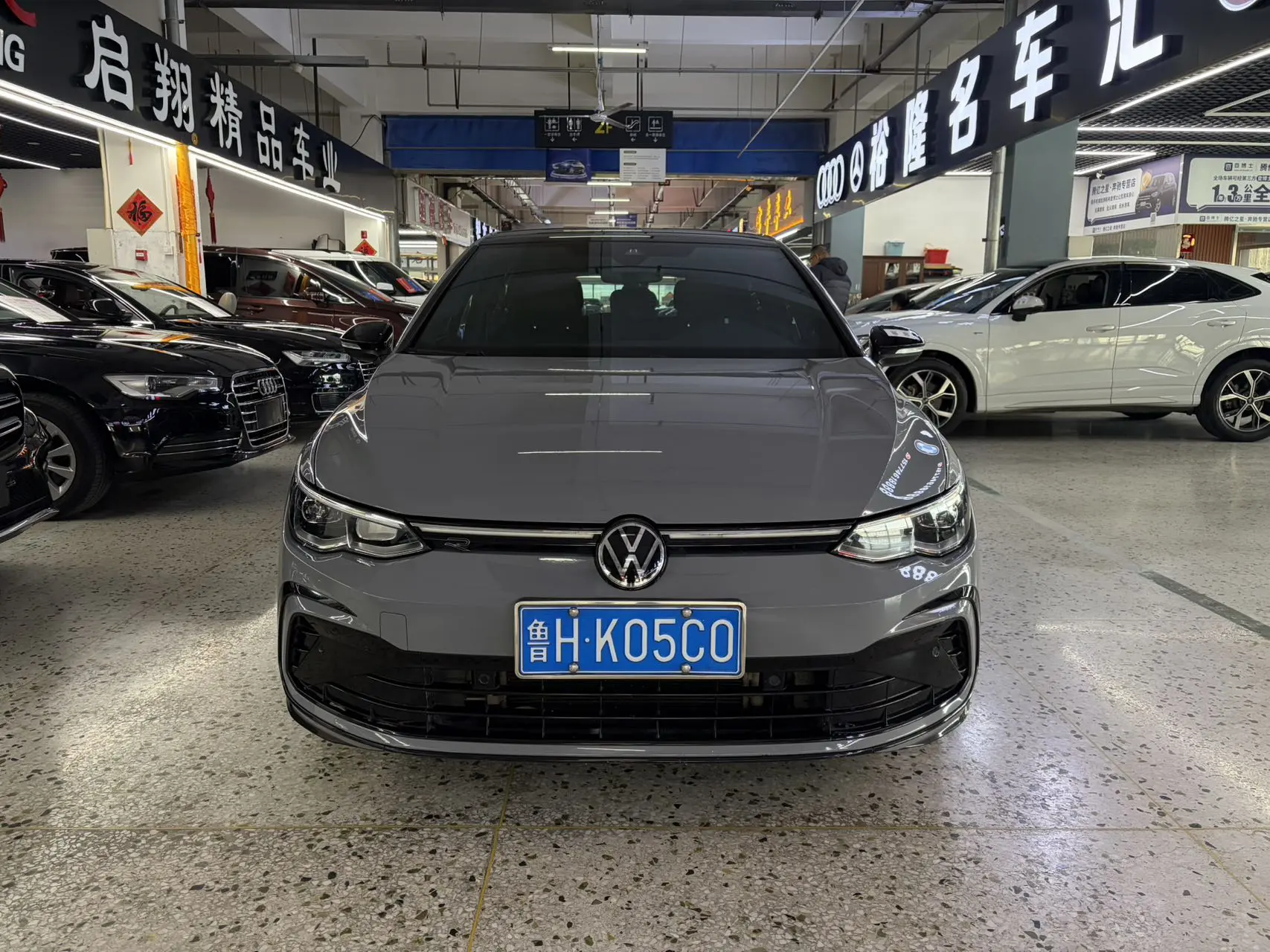 Volkswagen Golf  из Китая
