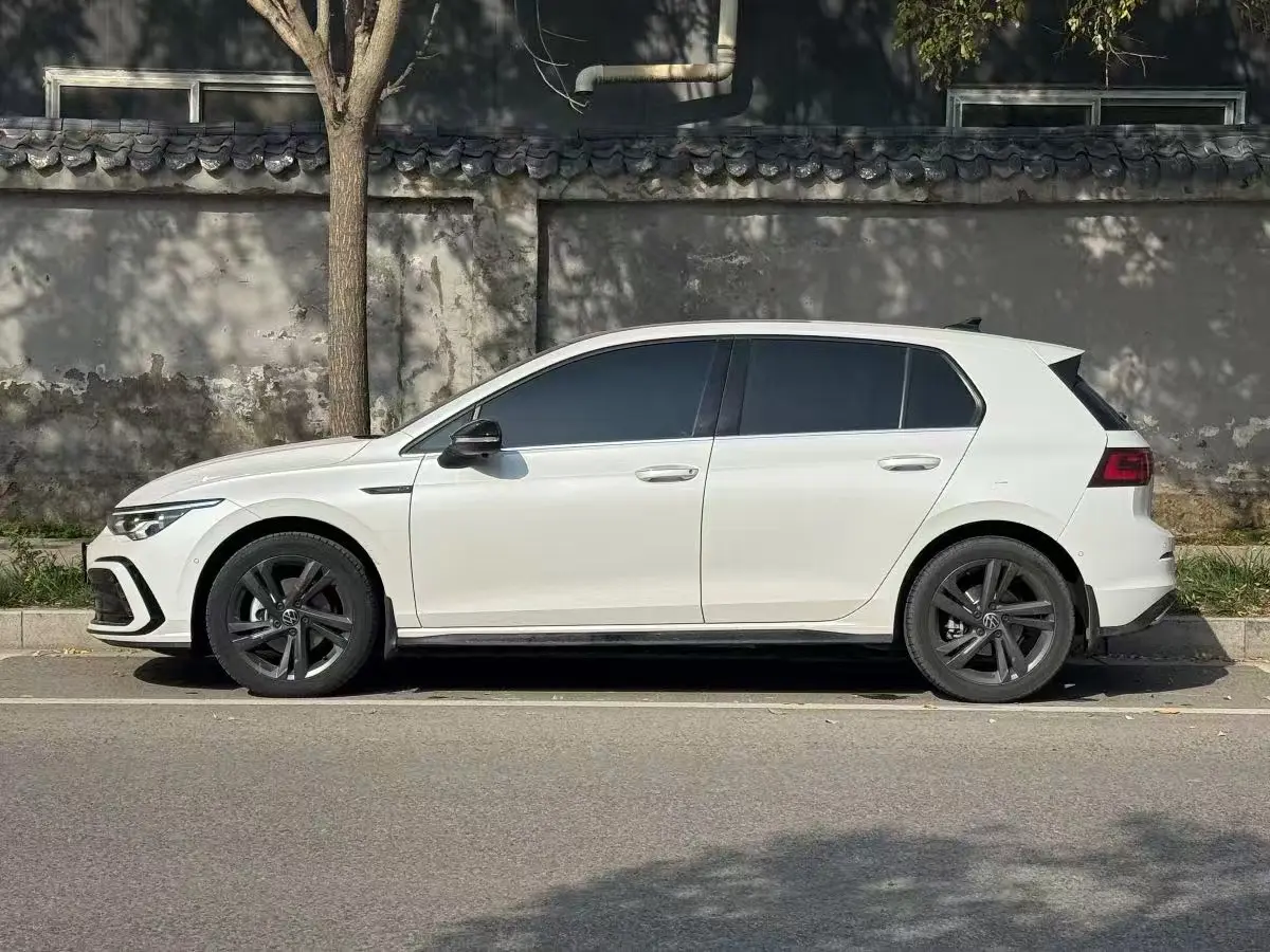 Volkswagen Golf  из Китая