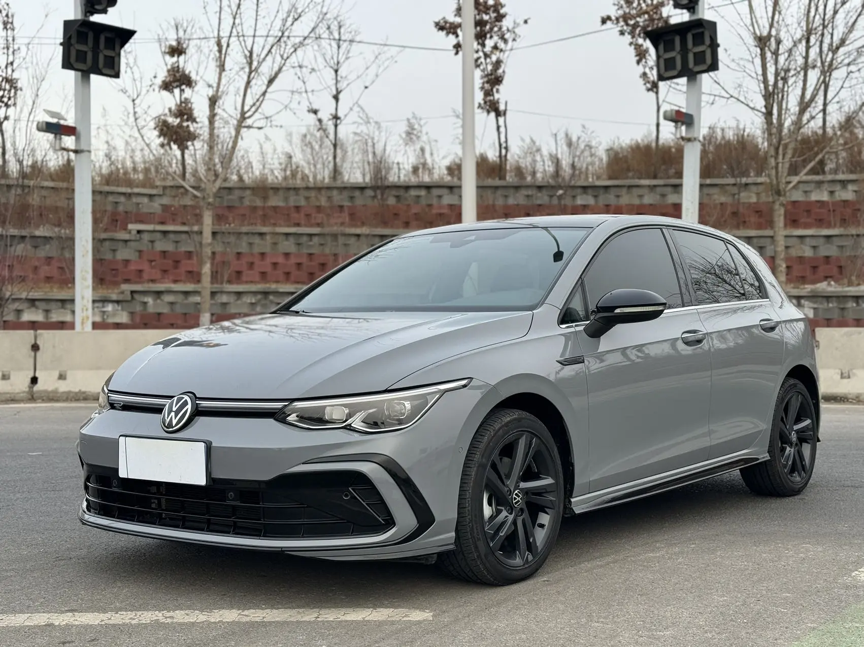 Volkswagen Golf  из Китая