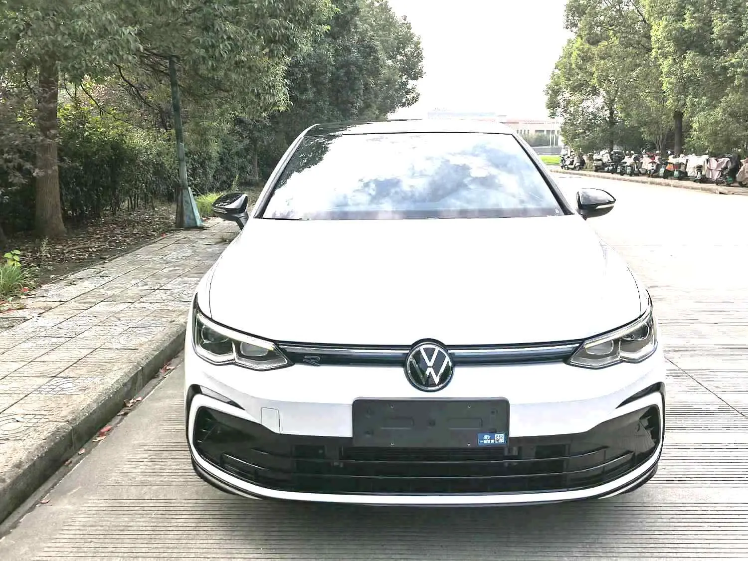 Volkswagen Golf  из Китая