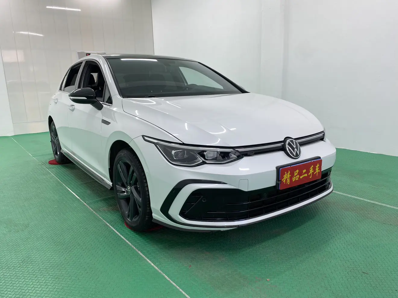 Volkswagen Golf  из Китая