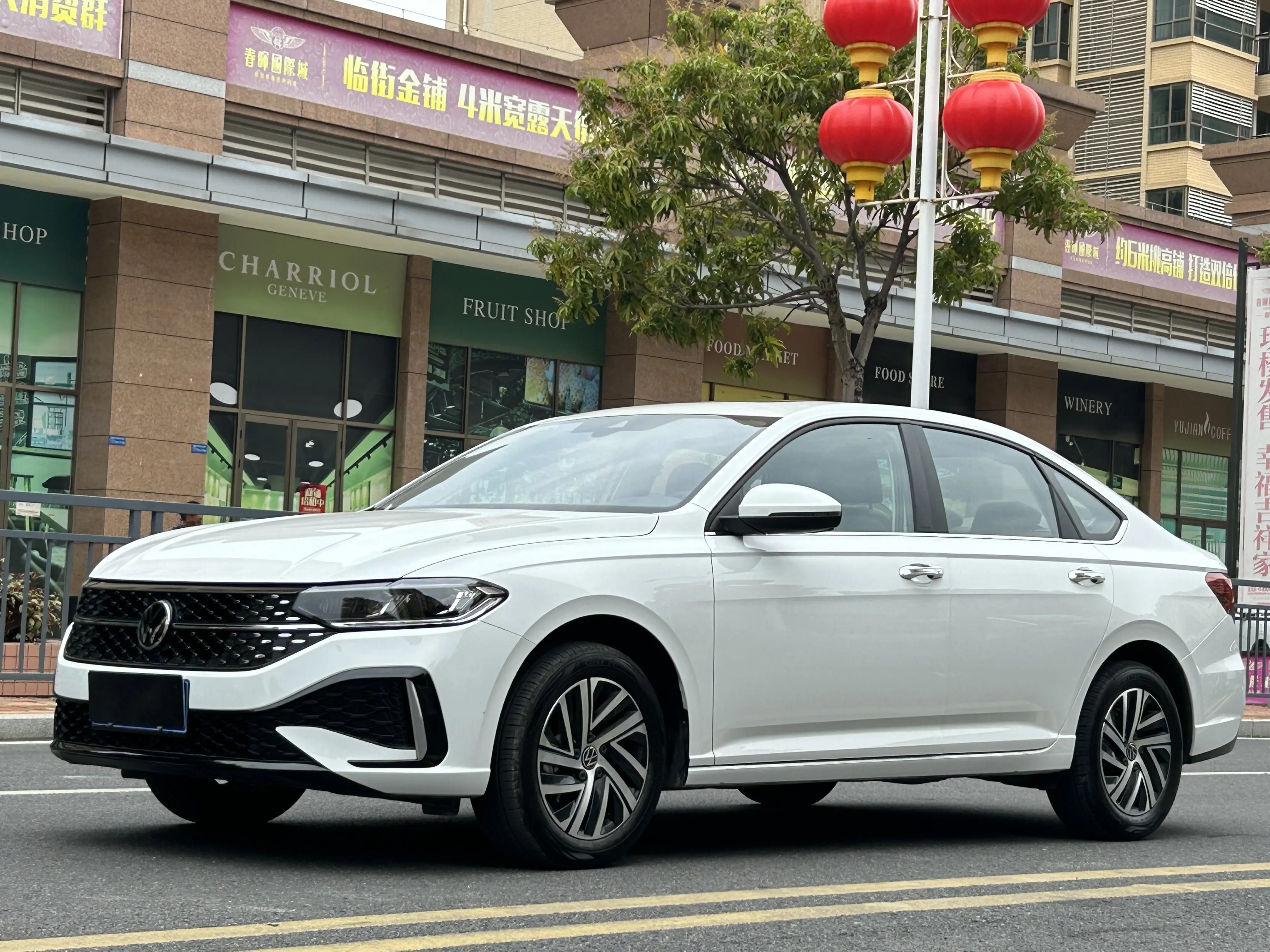 Volkswagen Lavida  из Китая