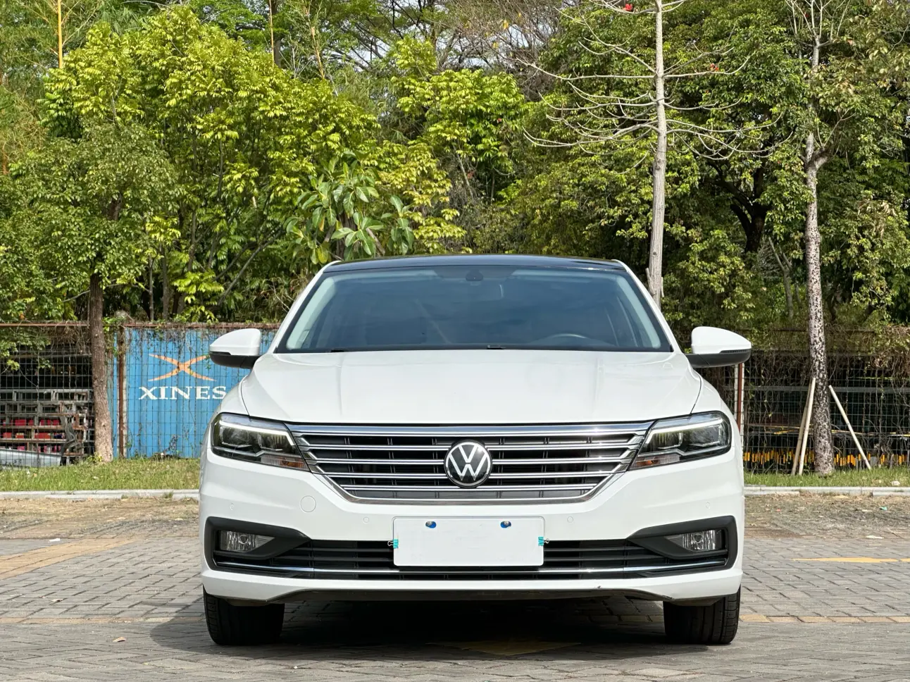 Volkswagen Lavida  из Китая
