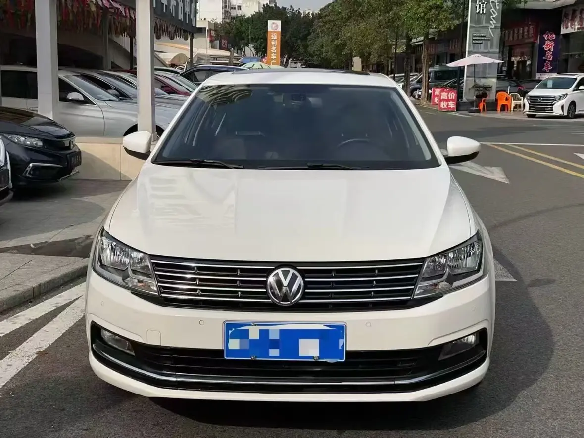 Volkswagen Lavida  из Китая