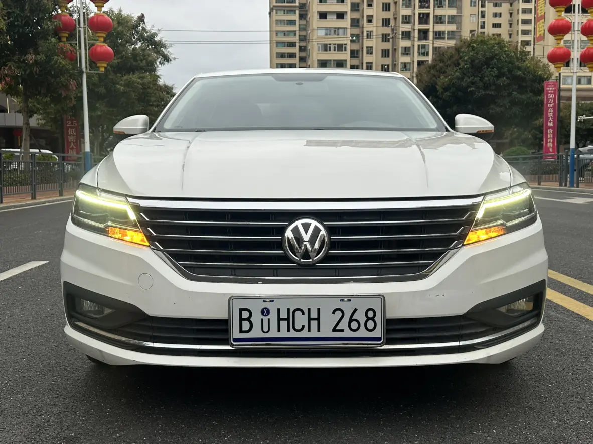 Volkswagen Lavida  из Китая