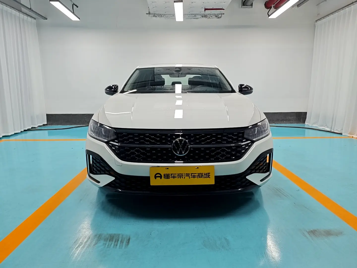 Volkswagen Lavida  из Китая