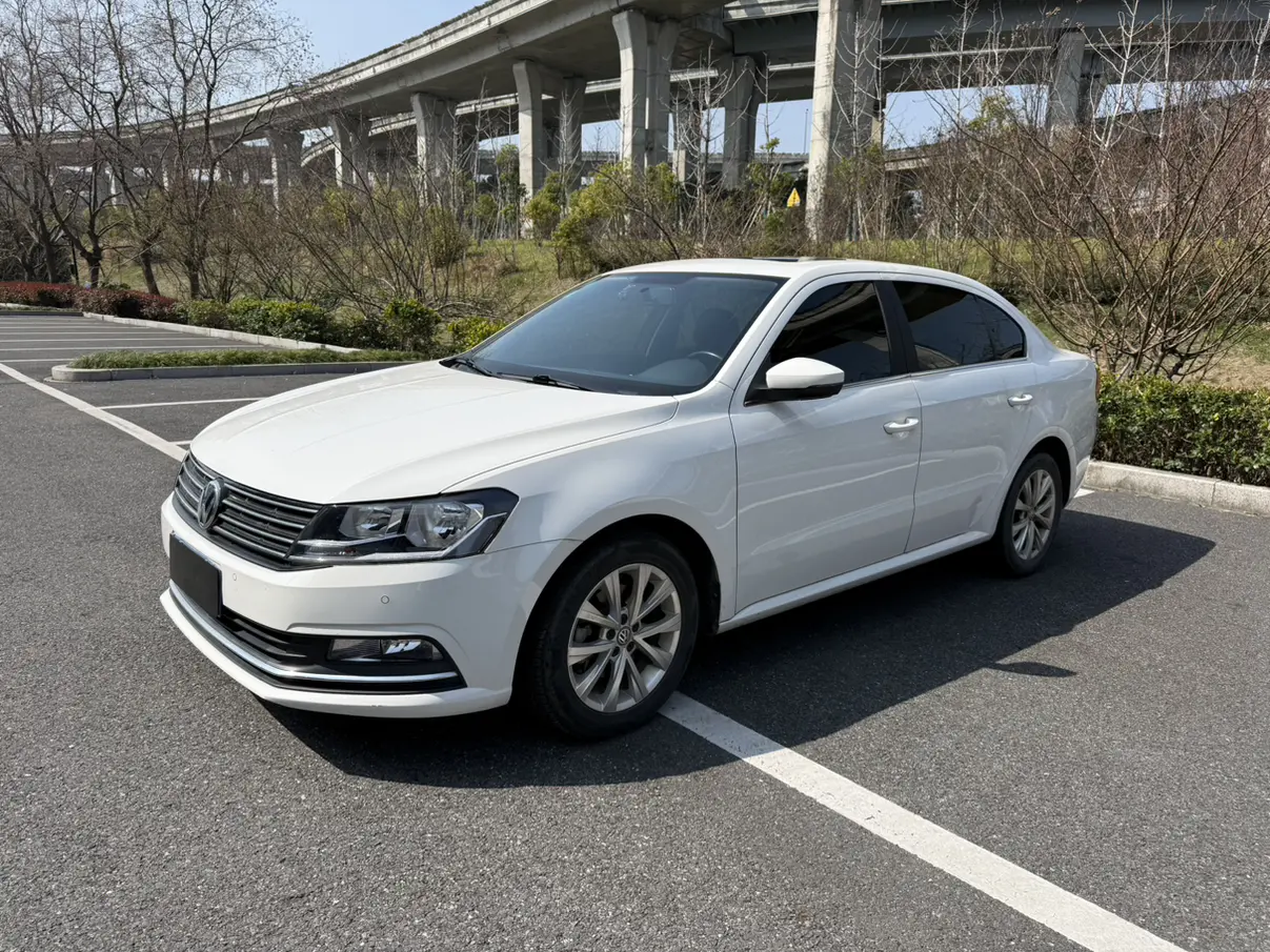 Volkswagen Lavida  из Китая