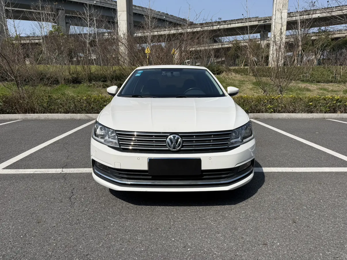 Volkswagen Lavida  из Китая