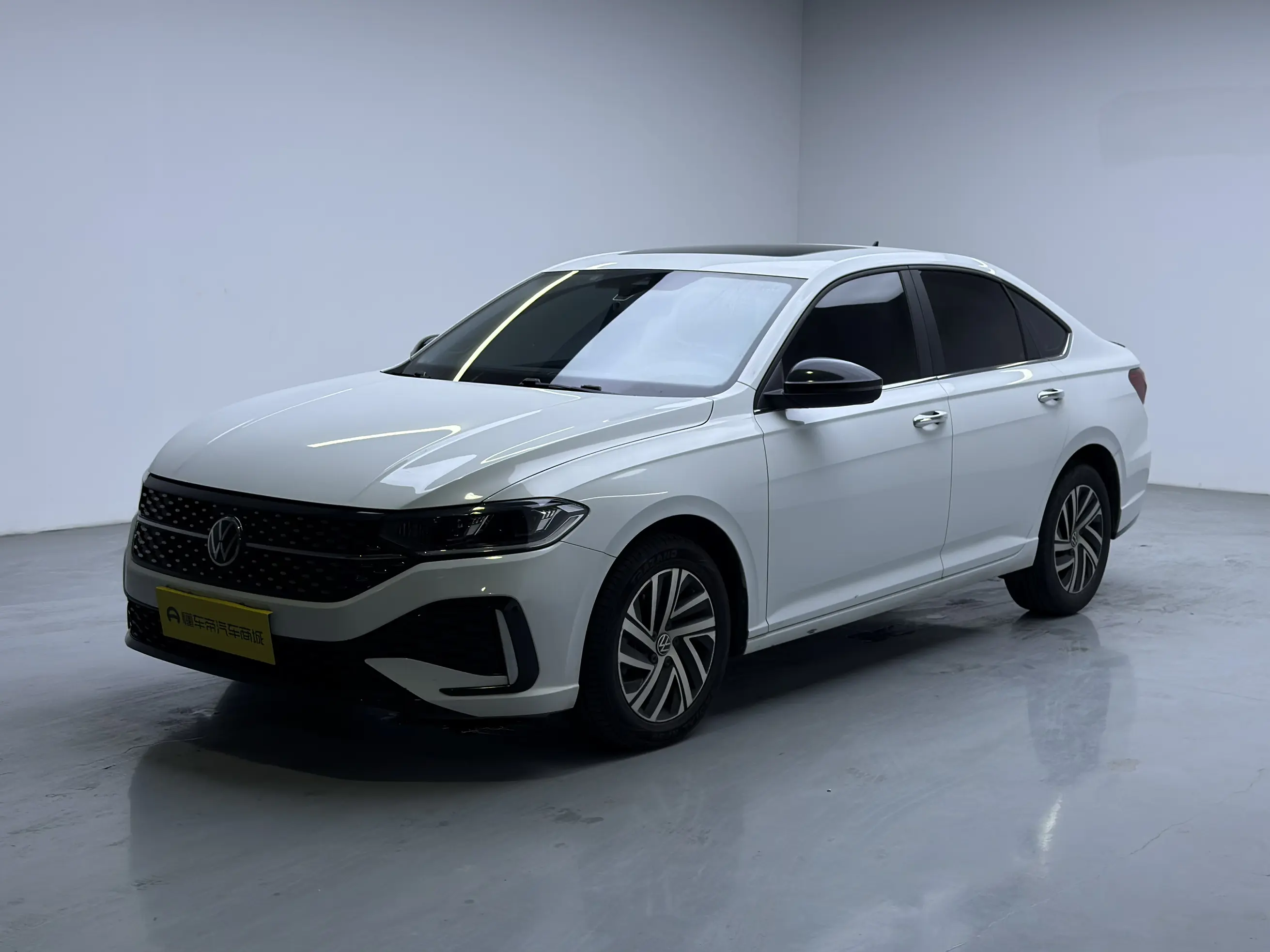 Volkswagen Lavida  из Китая