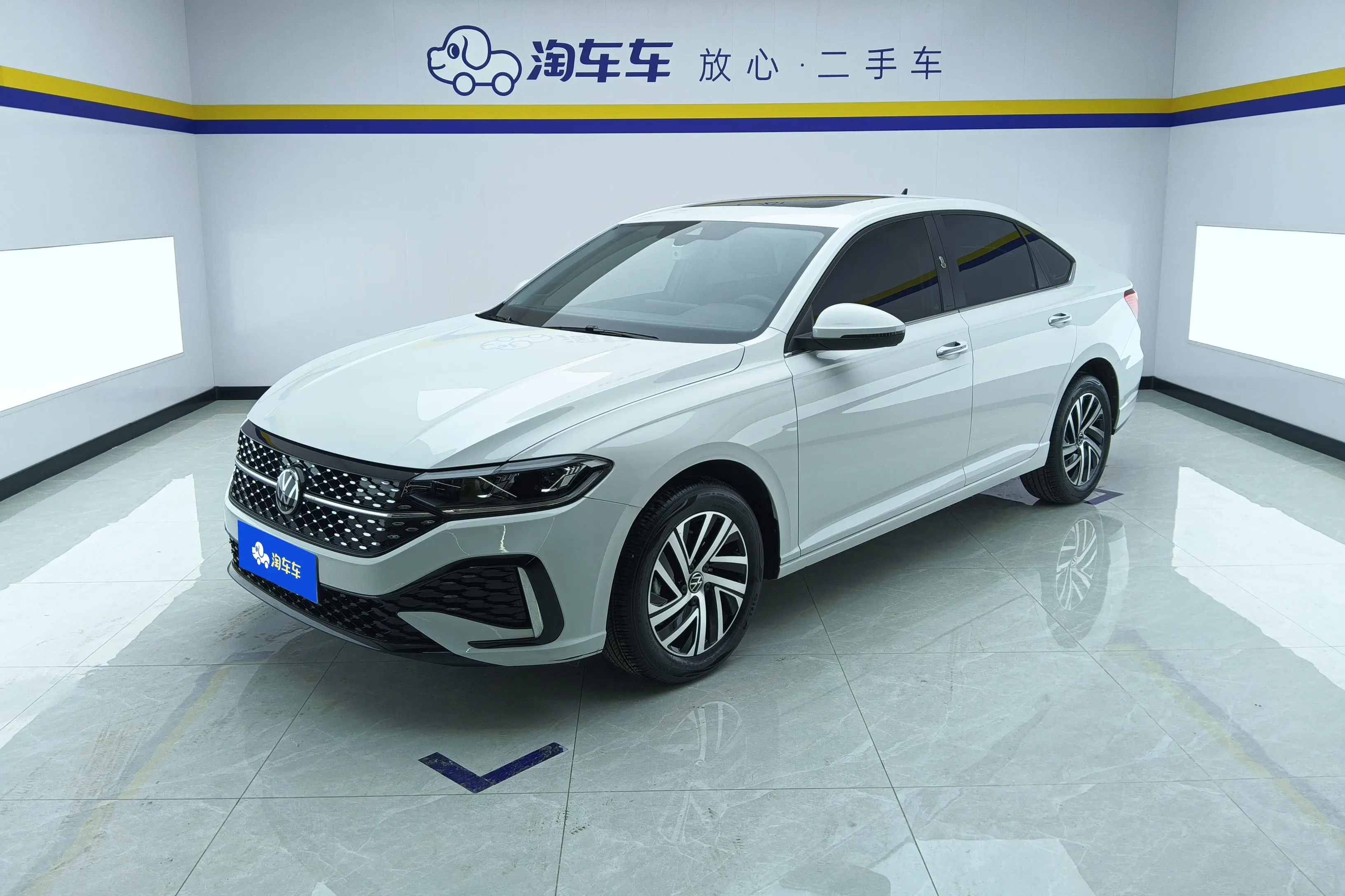 Volkswagen Lavida  из Китая