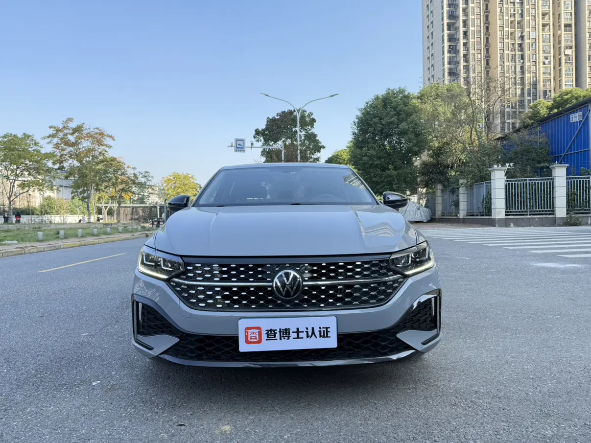 Volkswagen Lavida  из Китая